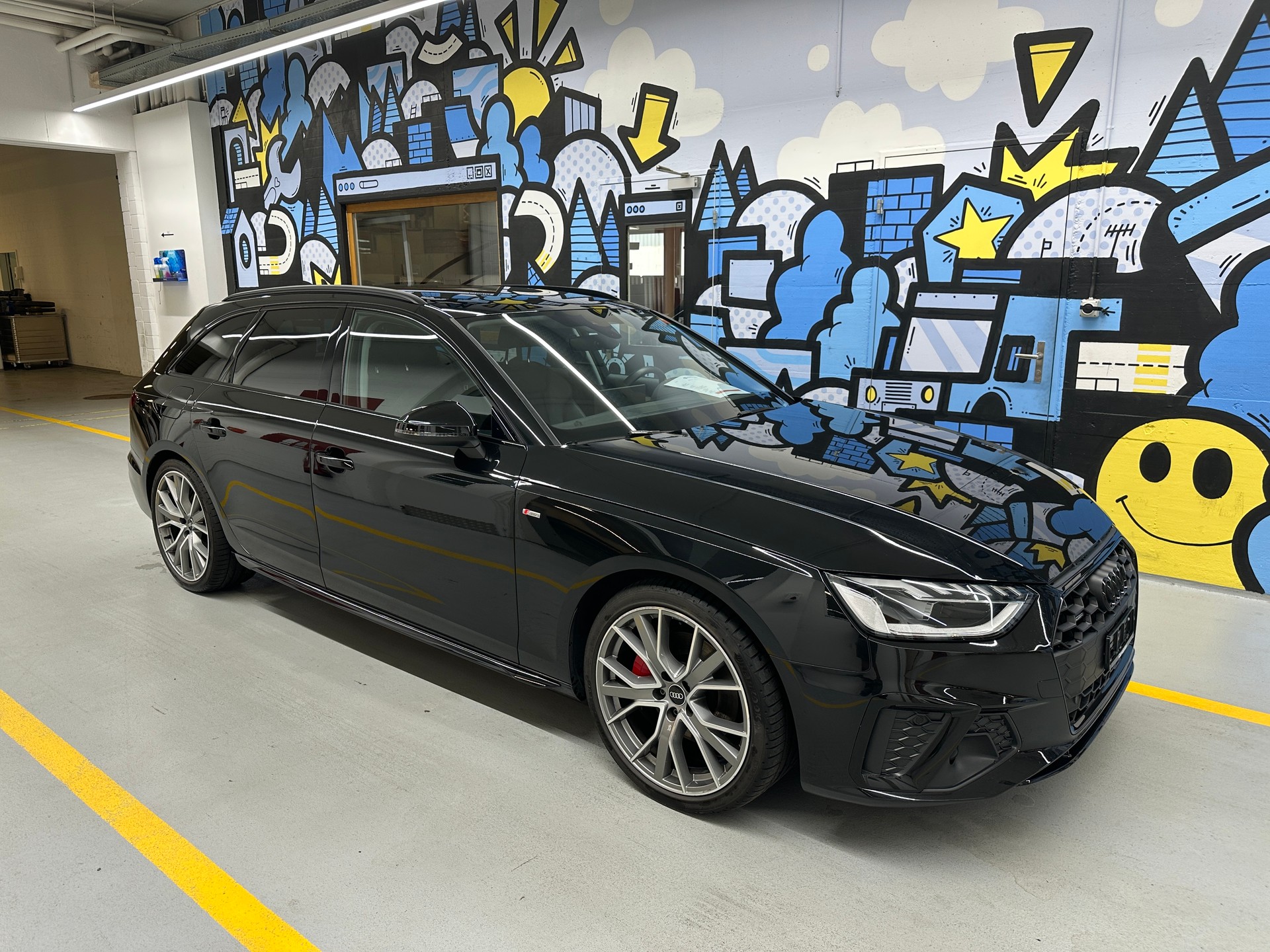 AUDI A4 Avant 40 TDI S line quattro S-tronic