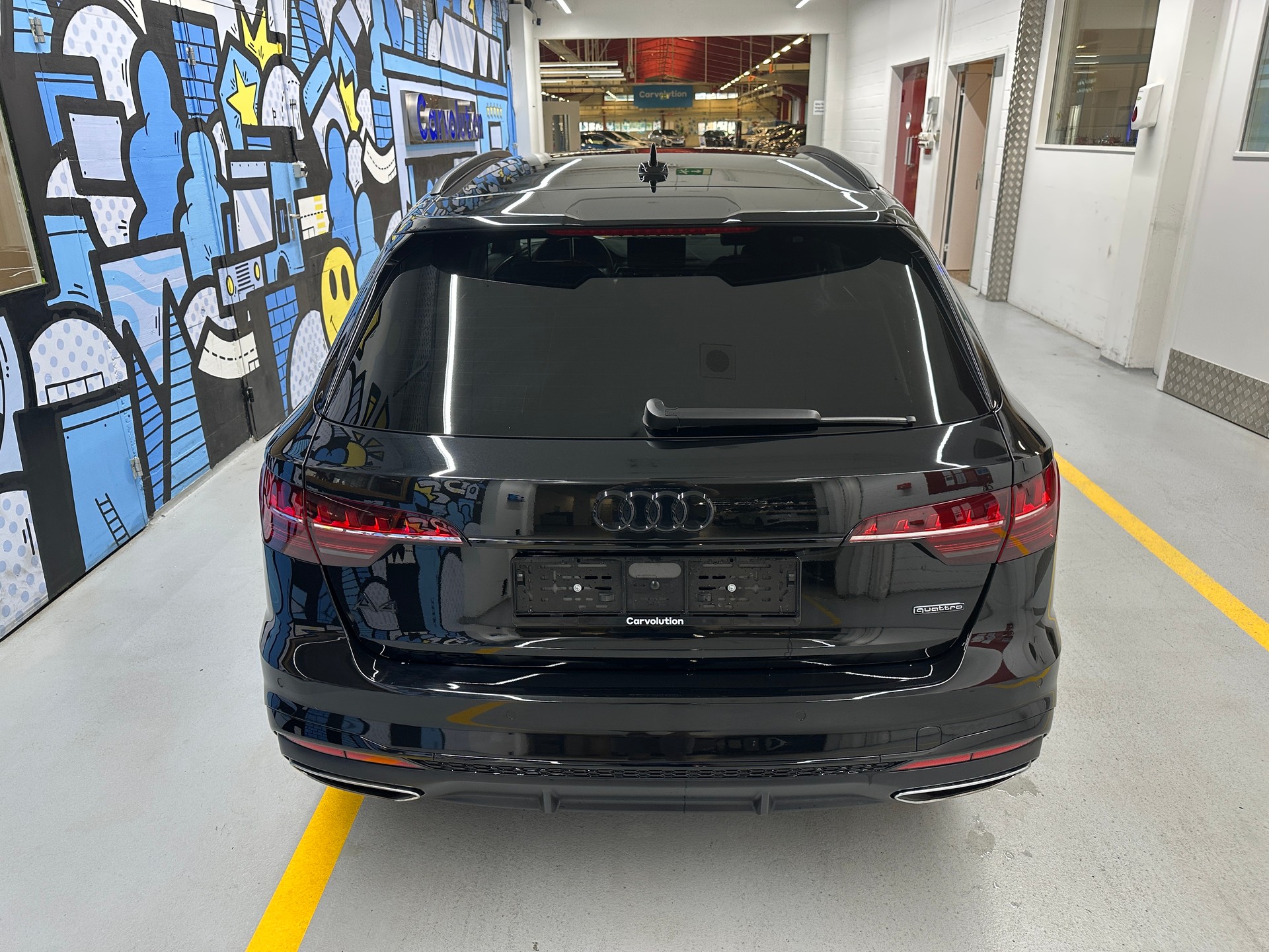 AUDI A4 Avant 40 TDI S line quattro S-tronic-image-4