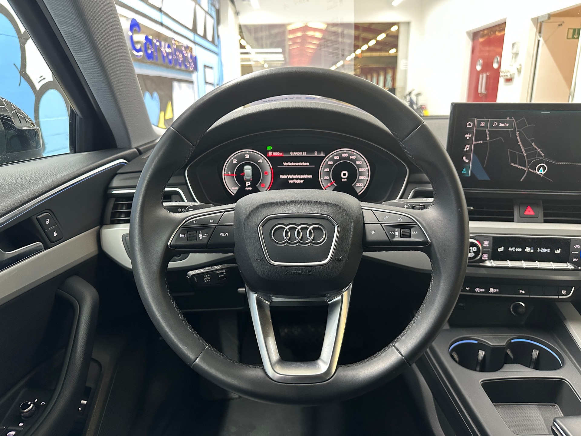 AUDI A4 Avant 40 TDI S line quattro S-tronic-image-10