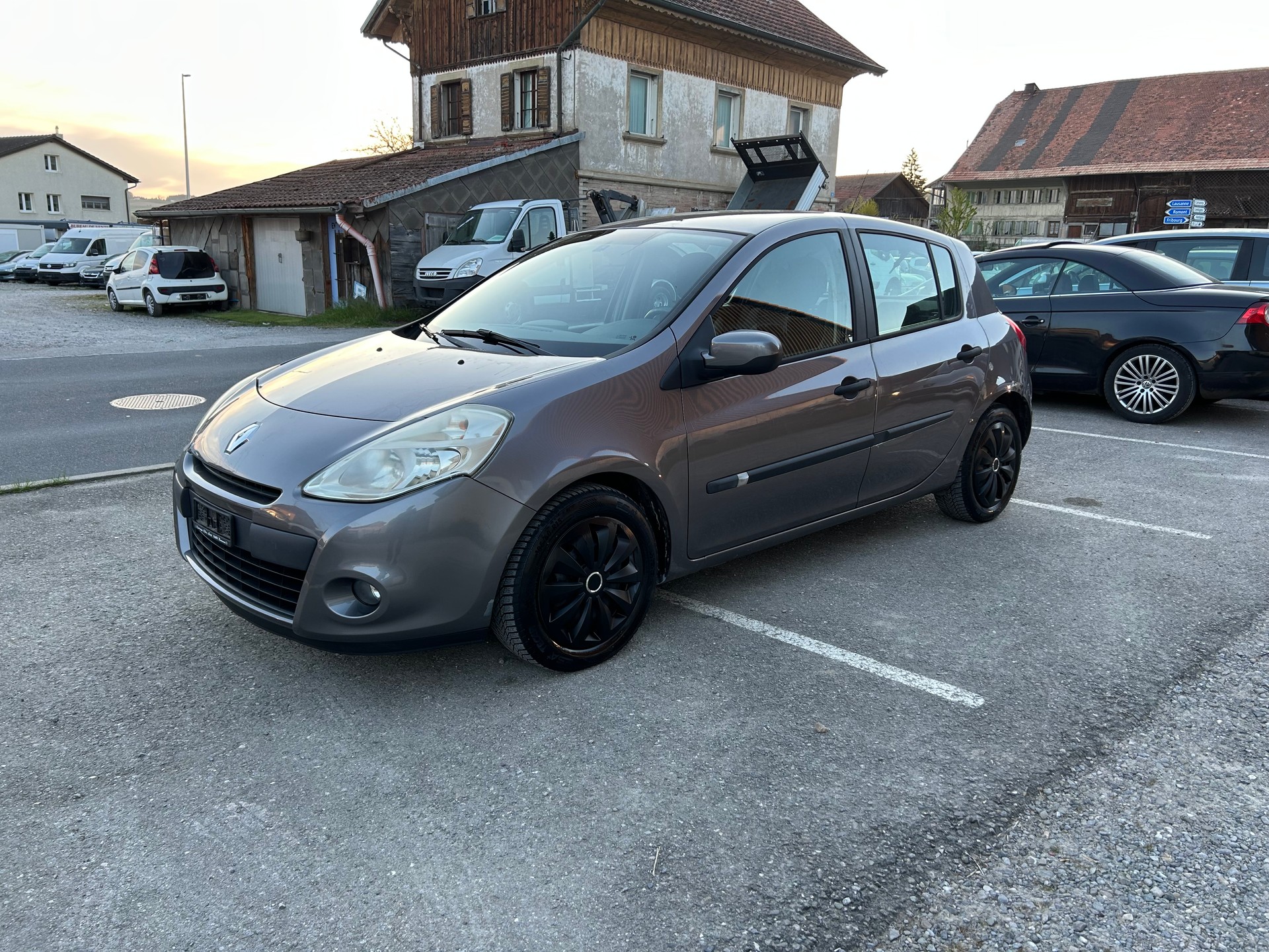 RENAULT Clio 1.2 16V Turbo S-image-0