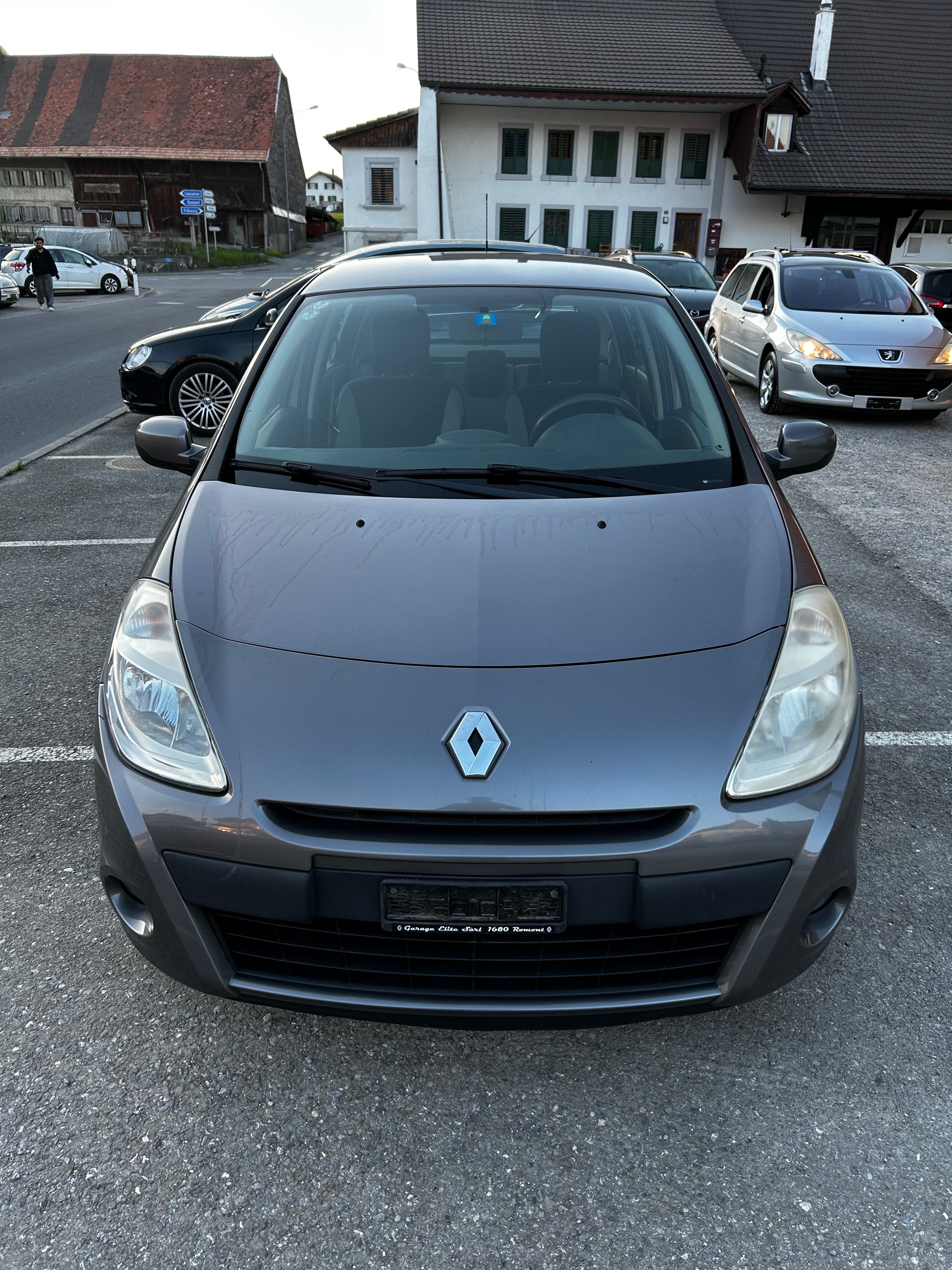 RENAULT Clio 1.2 16V Turbo S-image-1