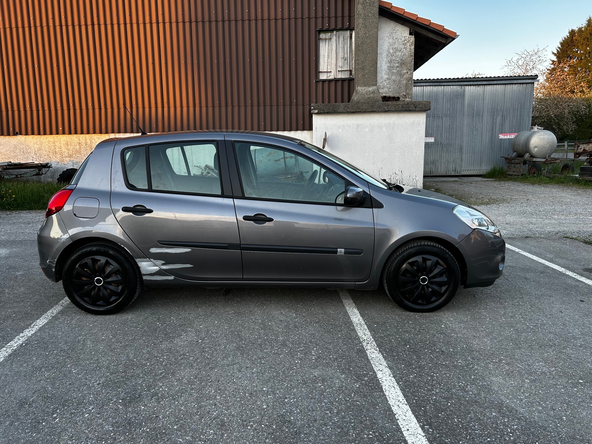 RENAULT Clio 1.2 16V Turbo S-image-3