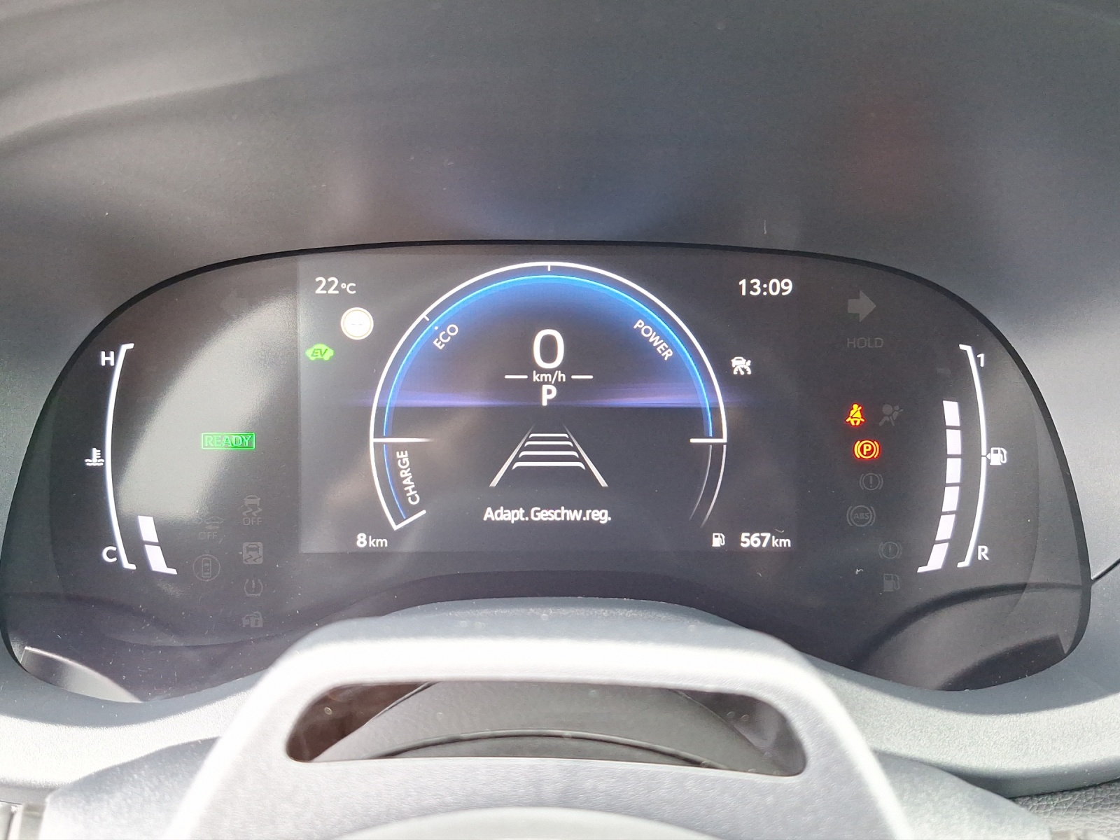 TOYOTA Yaris Cross 1.5 VVT-i HSD Trend AWD-i-image-12