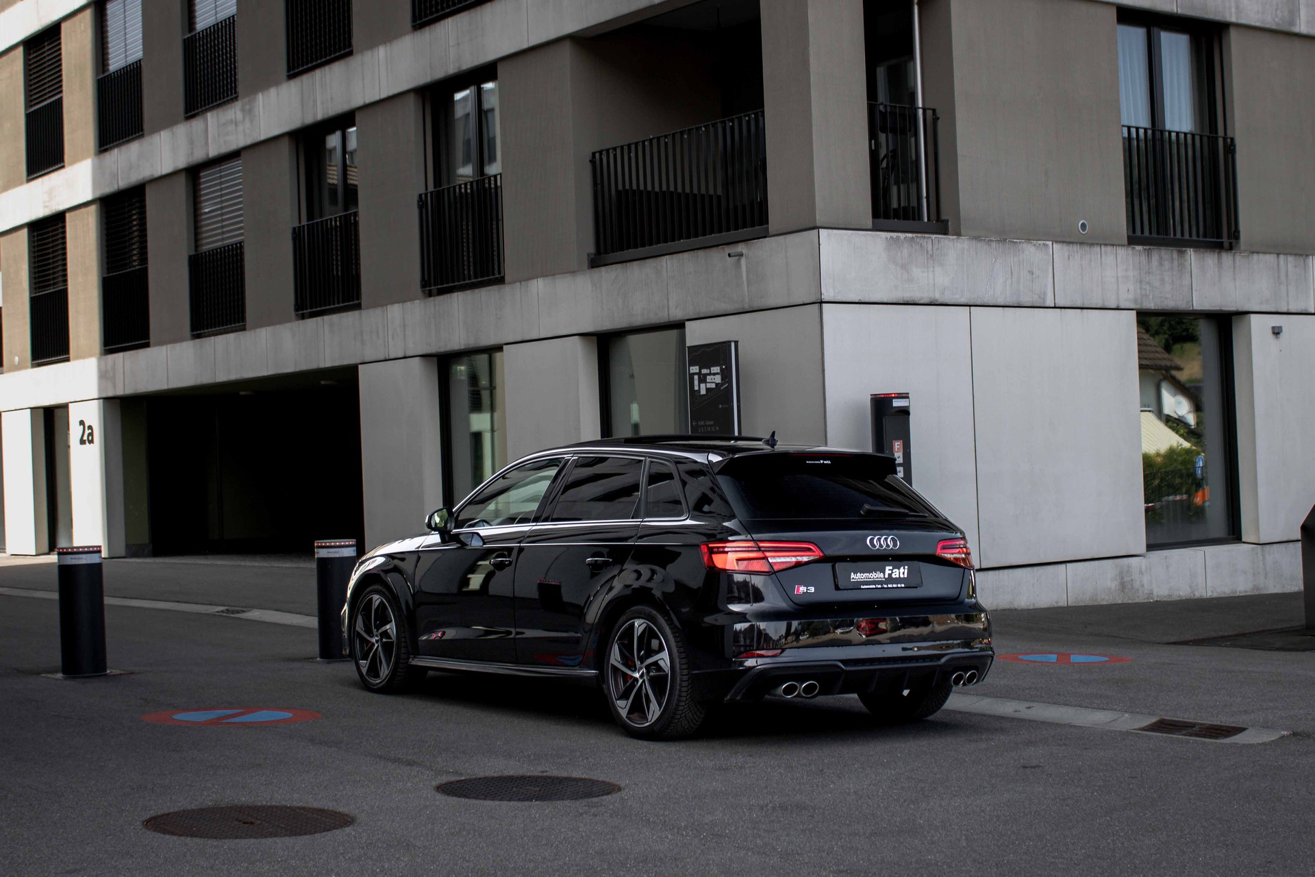 AUDI S3 Sportback 2.0 TFSI quattro S-tronic-image-1