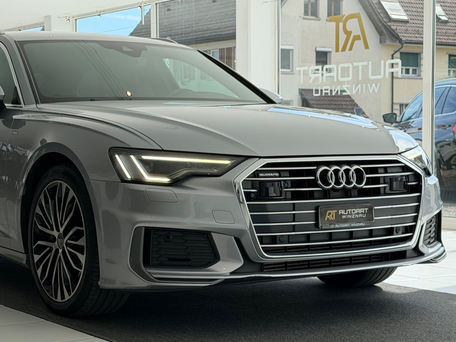 AUDI A6 Avant 50 TDI Sport quattro tiptronic **AHK**Frisch ab MFK & Serv-showroom-element-3