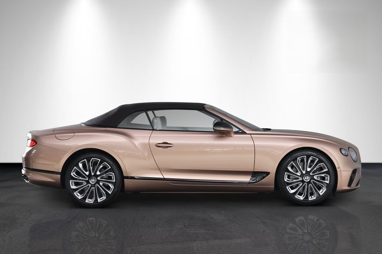 BENTLEY Continental GTC 4.0 V8 Mulliner-image-4