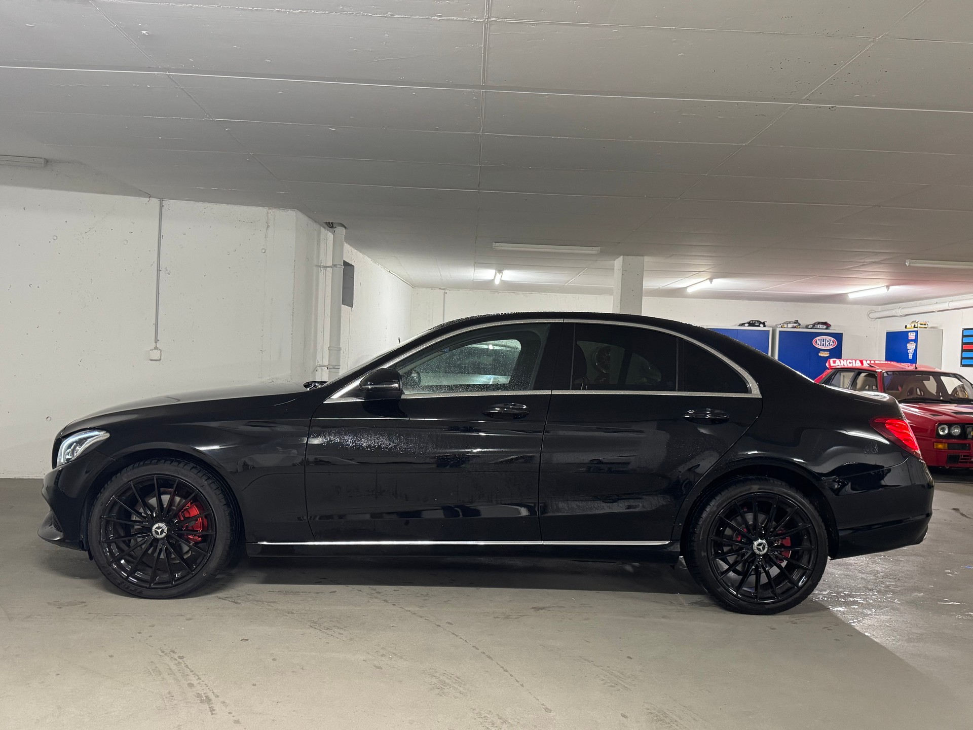 MERCEDES-BENZ C 220 d 4Matic 9G-Tronic CH-Fahrzeug-image-3