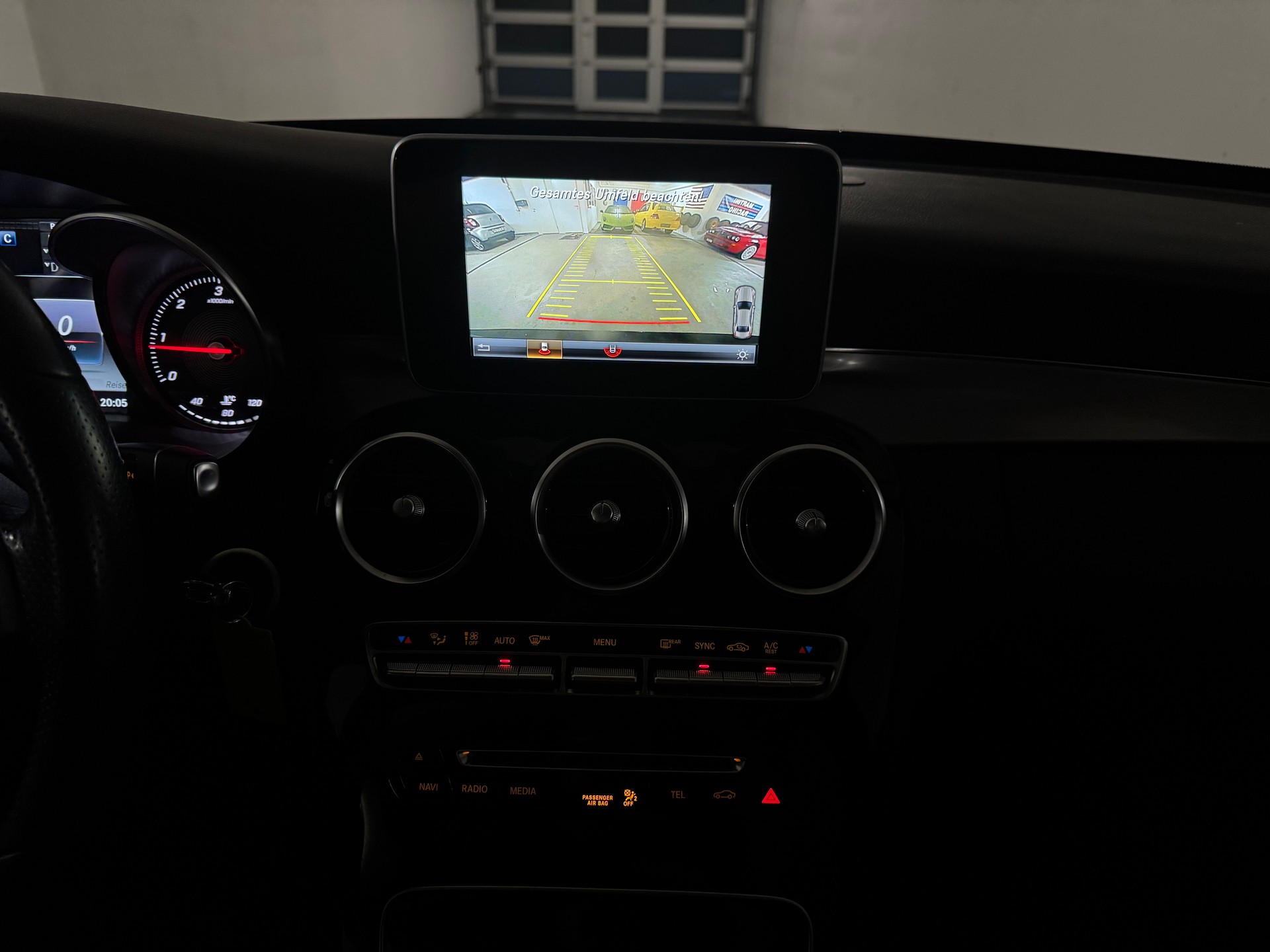 MERCEDES-BENZ C 220 d 4Matic 9G-Tronic CH-Fahrzeug-image-14