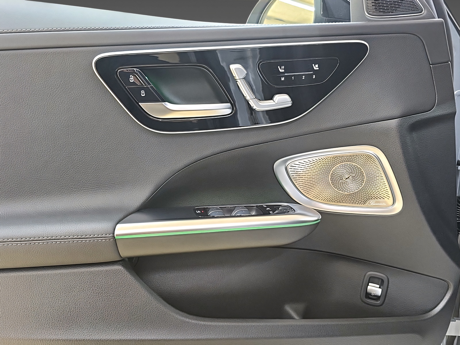 MERCEDES-BENZ C 220 d 4Matic T-Modell Swiss Star-image-9
