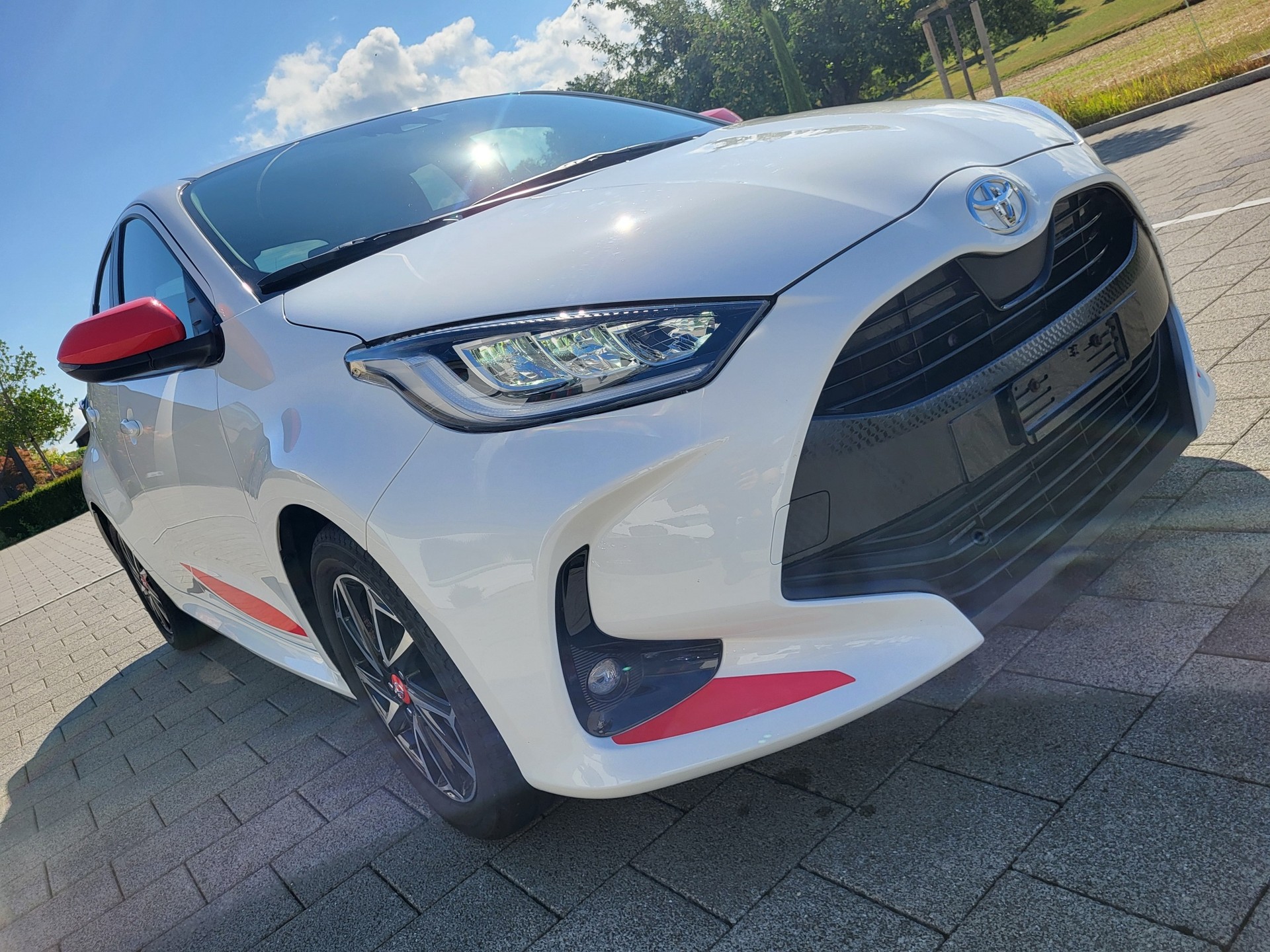 TOYOTA Yaris 1.5 Trend-image-4