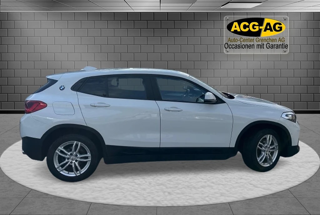 BMW X2 xDrive 18d Steptronic ** CH-FHZ, mit Gratis Service Paket ** Gr-Navi ** Tempomat ** PDC V+H ** Frisch Ab MFK & Service **-image-5