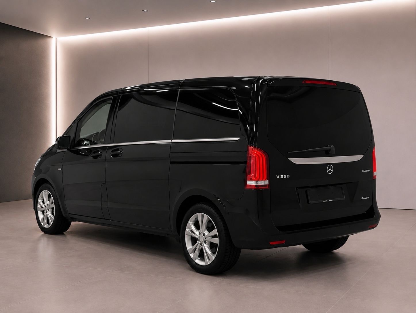 MERCEDES-BENZ V 250 d Avantgarde kompakt 4Matic 7G-Tronic-image-2