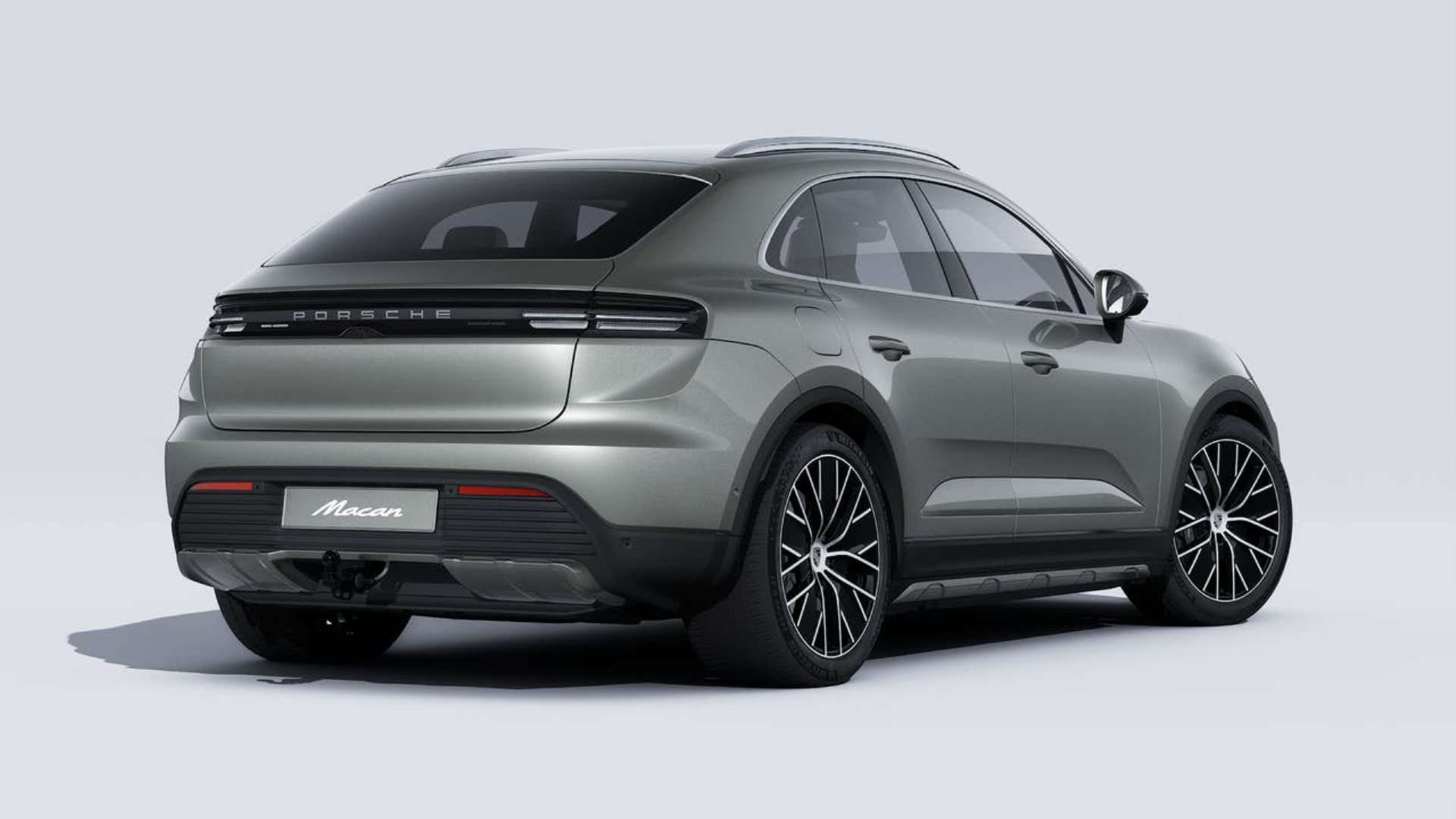 PORSCHE Macan 4-image-8