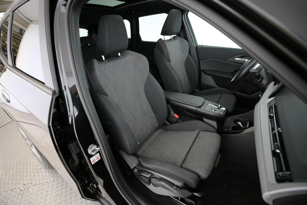 BMW X1 30e xDrive-image-15