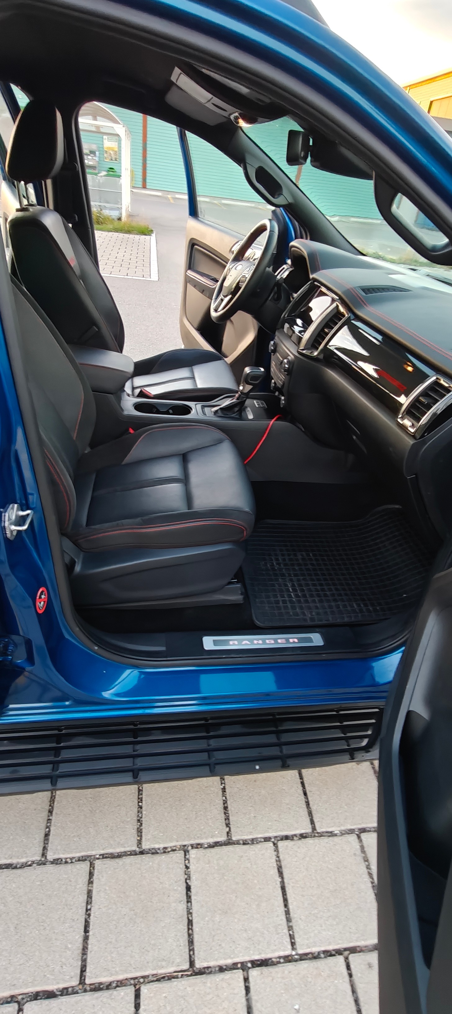 FORD 2.0 EcoBlue 4x4 Stormtrak-image-12