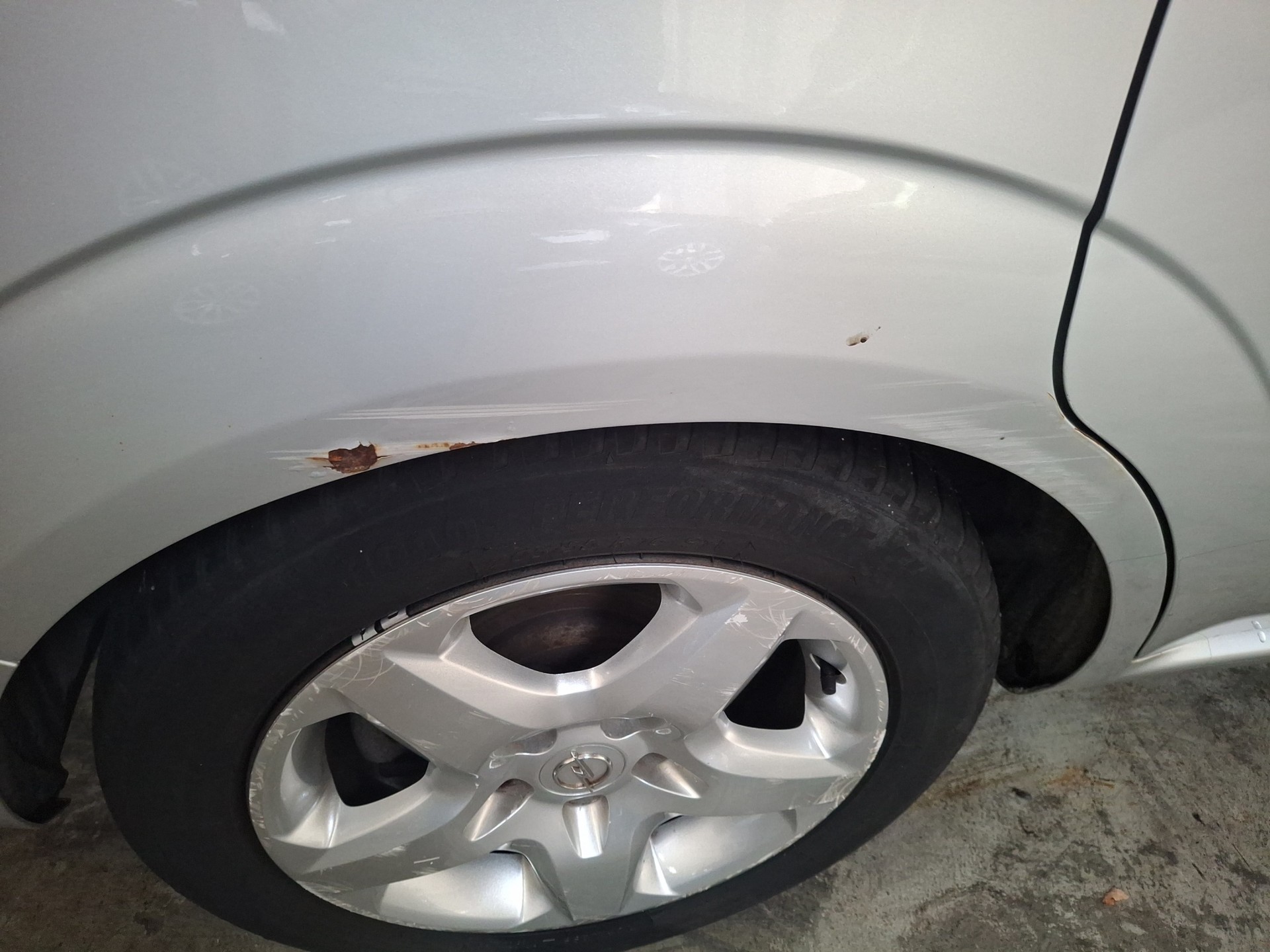 OPEL Zafira 2.2i 16V Cosmo Automatic-image-12