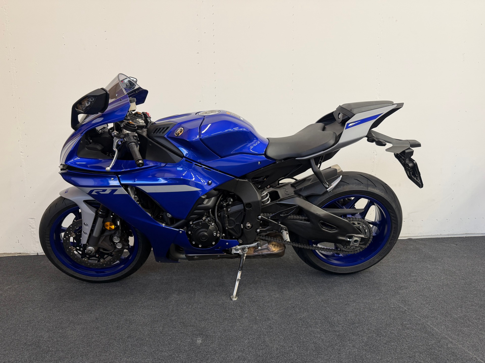 YAMAHA YZF-R1 ABS