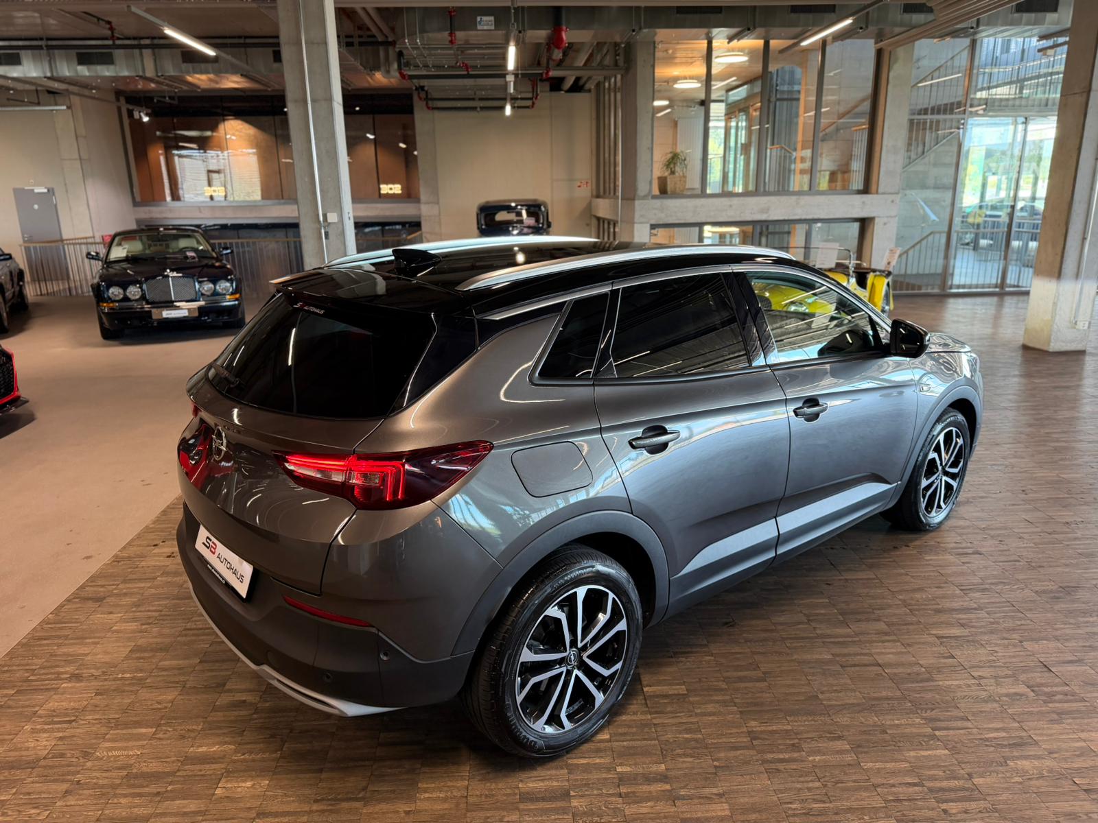 OPEL Grandland X 2.0CDTi Ultimate Automatik (CH)-image-9