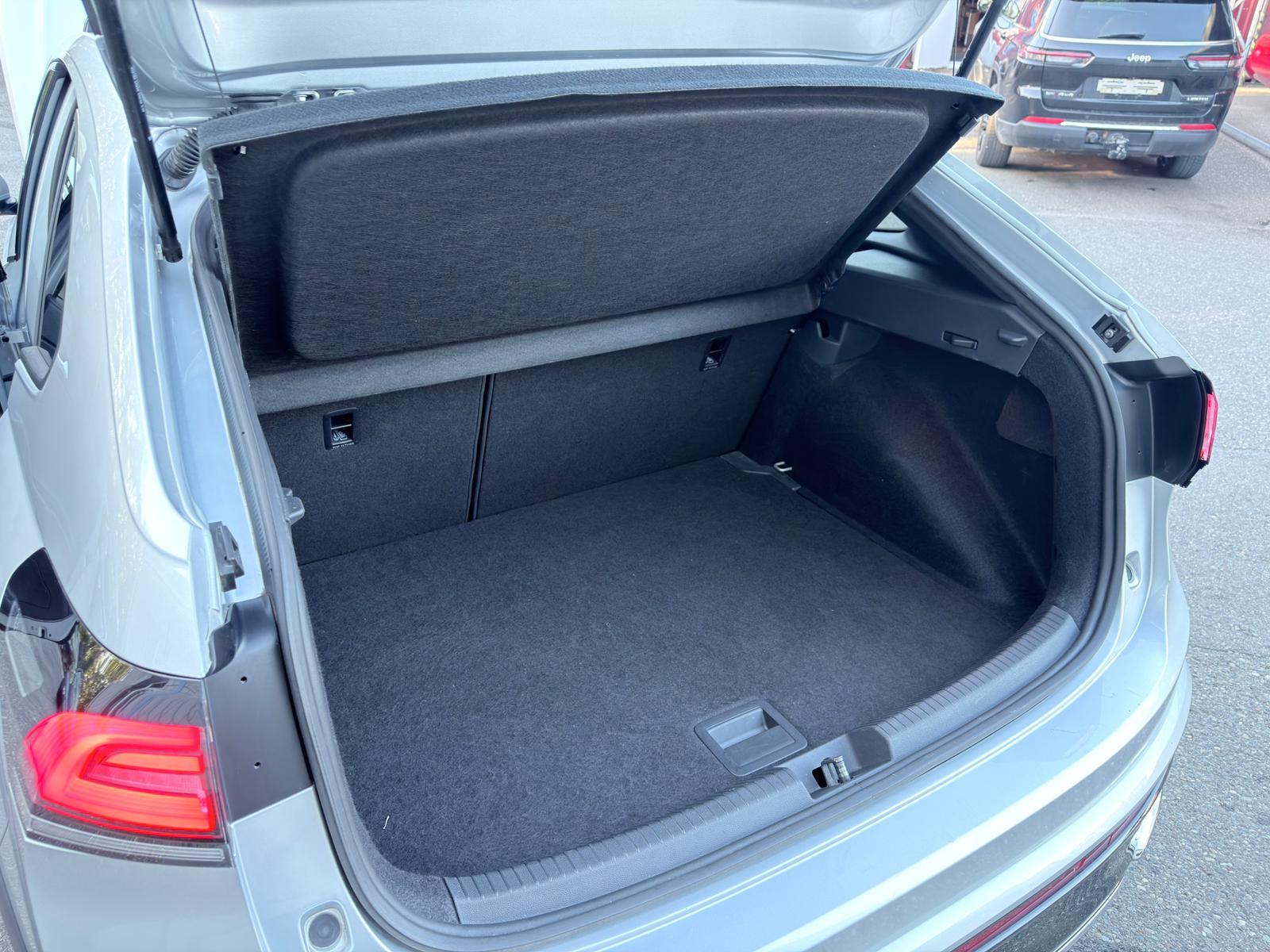 VW TAIGO 1.5 TSI R-Line DSG-image-14