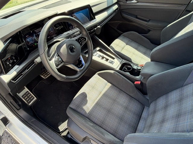 VW Golf 1.4 TSI PHEV GTE-image-11