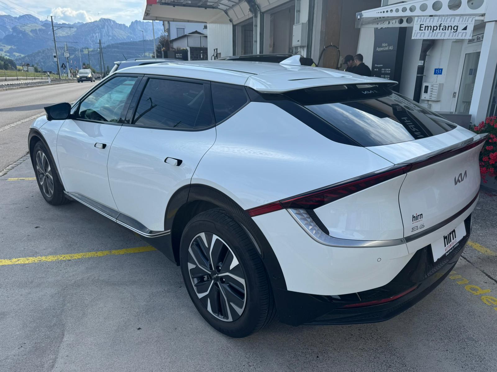 KIA EV6 77 kWh 4x4-image-3