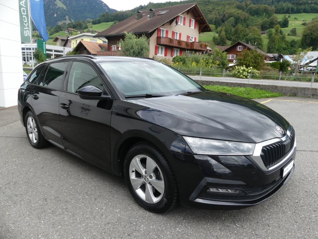 SKODA Octavia Combi 2.0 TDI DSG Ambition 4x4-image-4