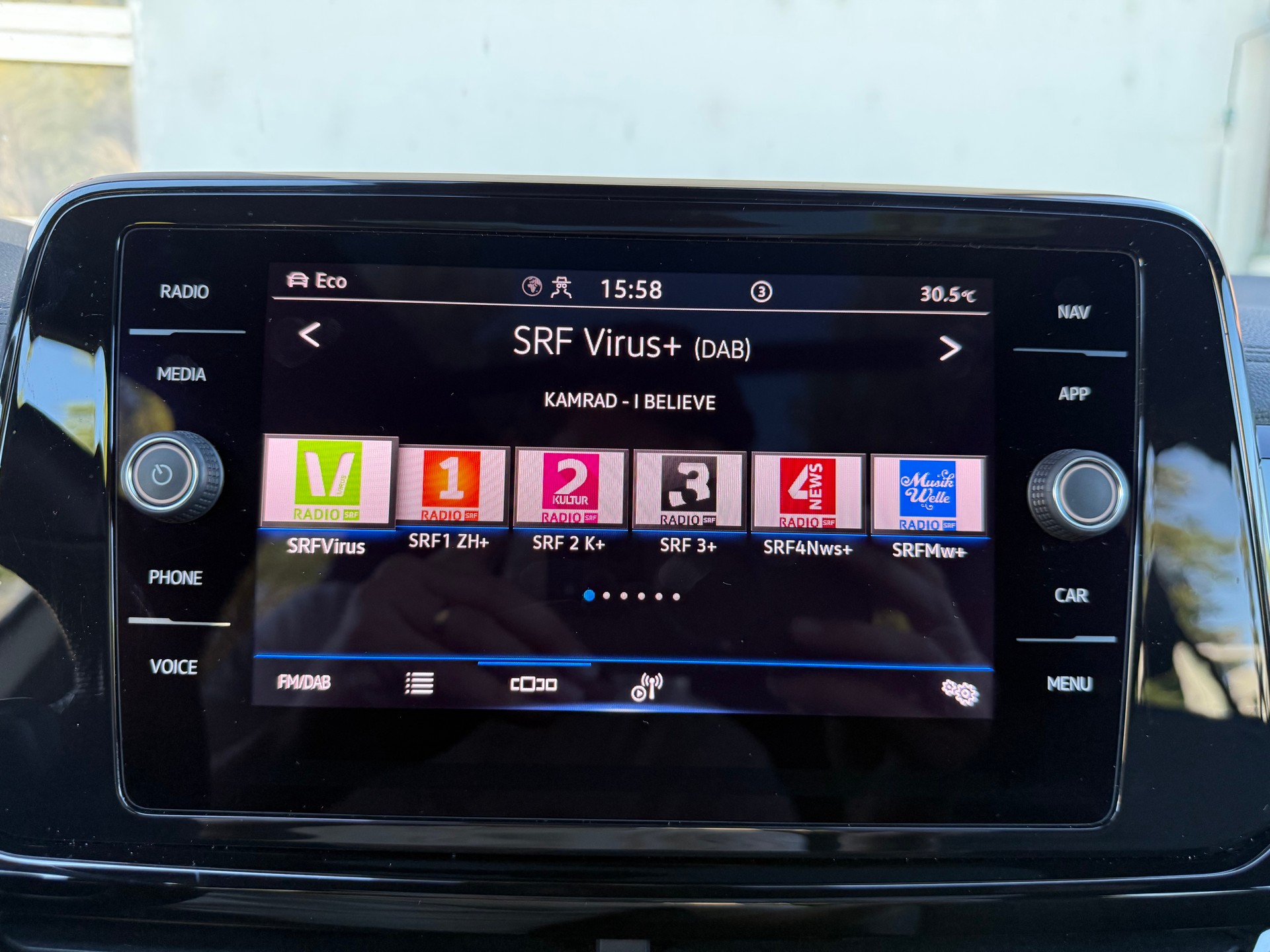 VW T-Roc 2.0 TDI SCR R-Line DSG-image-10