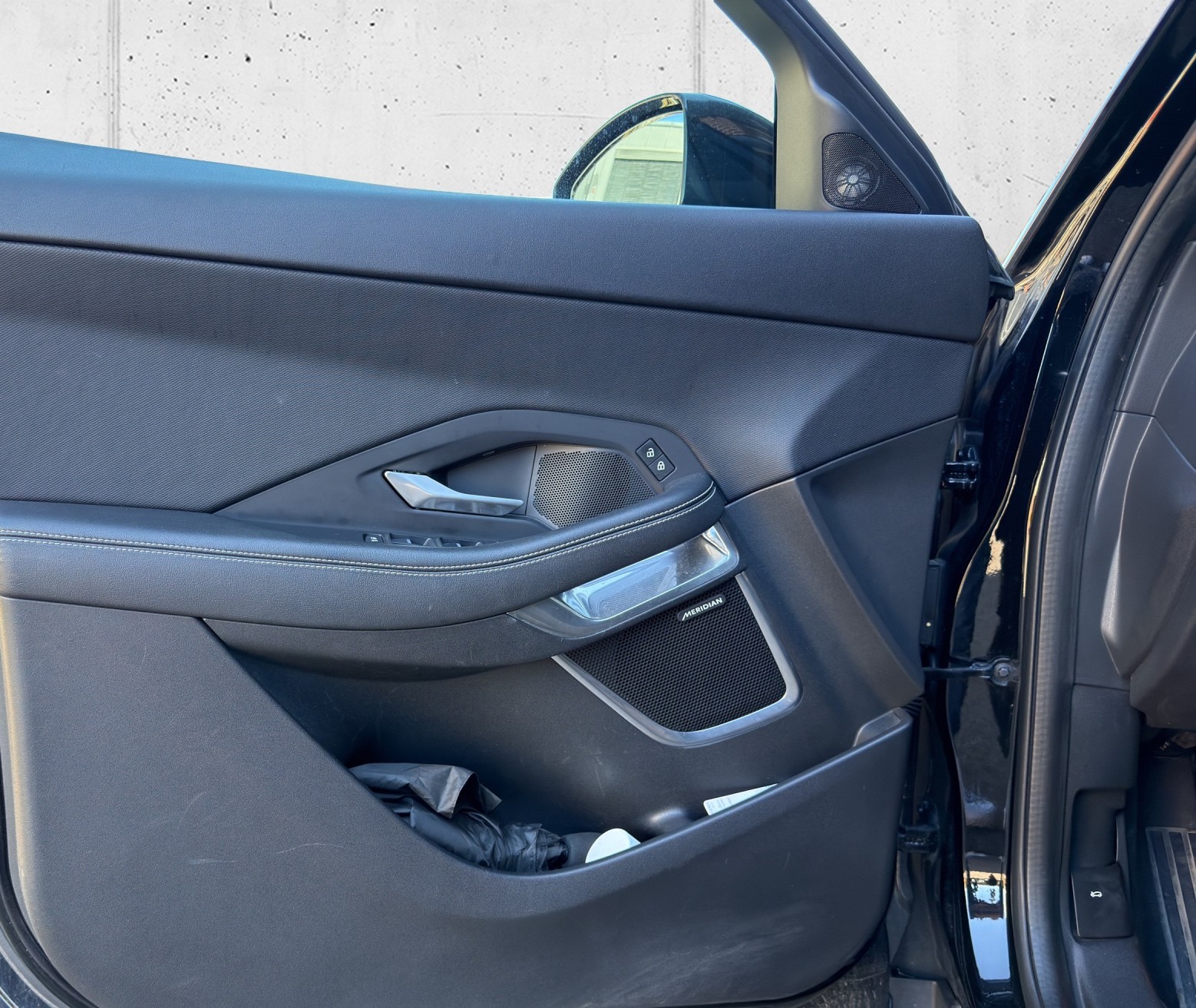 JAGUAR E-Pace 2.0 P250 R-Dynamic AWD-image-26