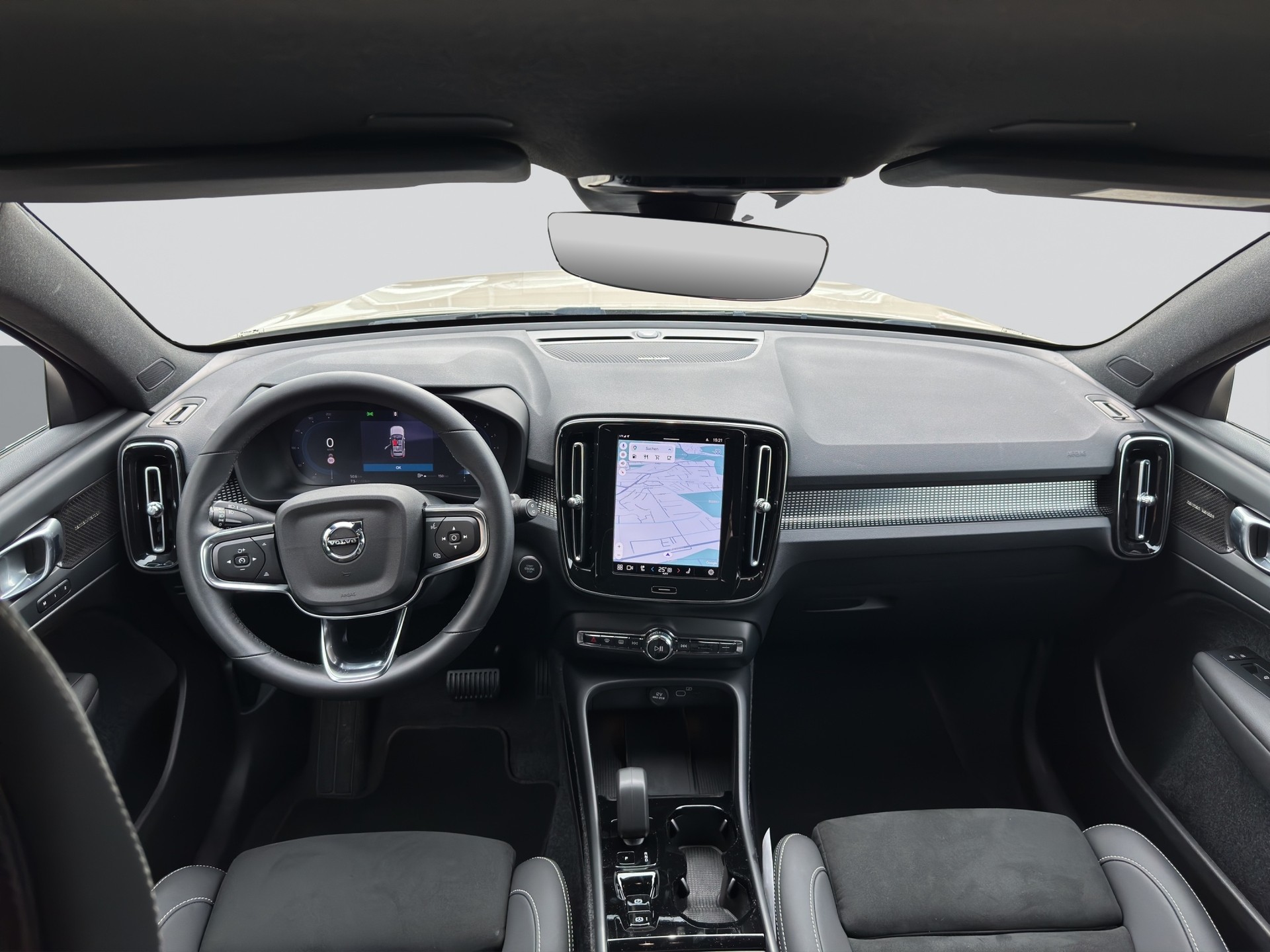 VOLVO XC40 B3 Benzin Mild Hybrid Plus Dark DCT-image-12