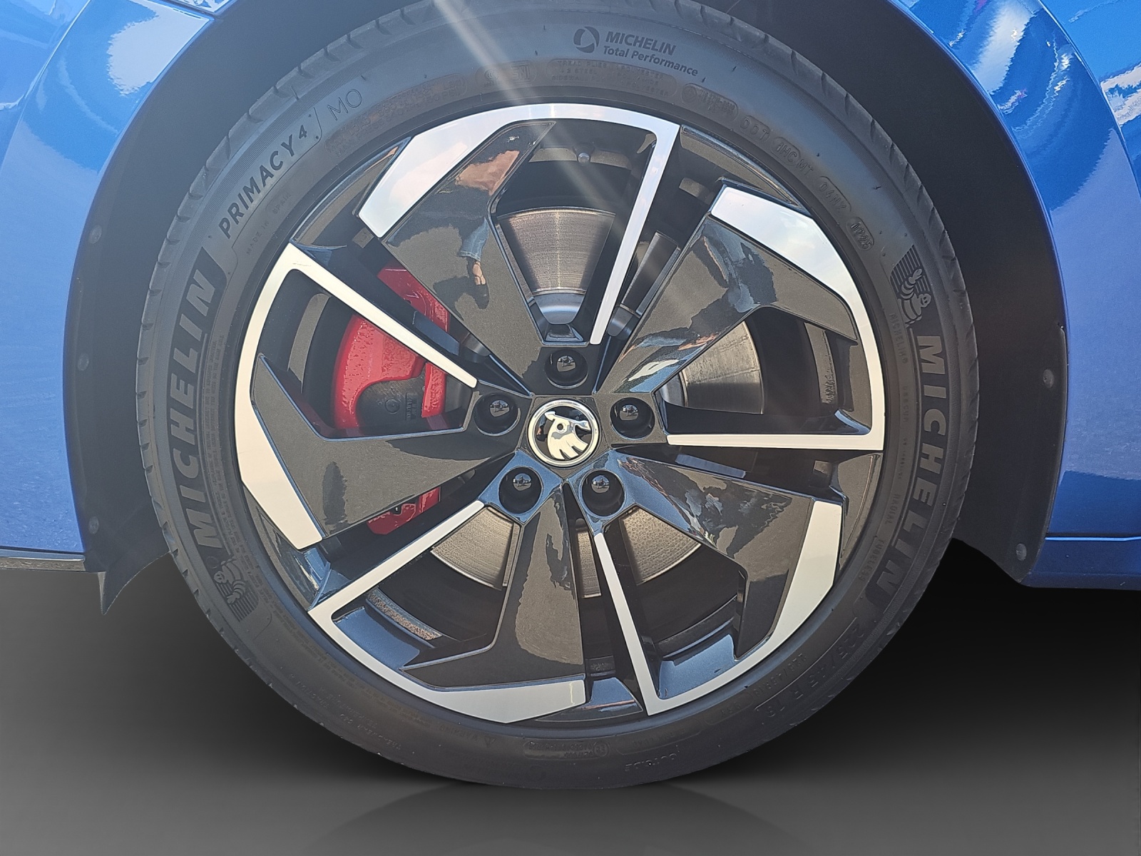 SKODA Octavia Combi 2.0 TSI RS DSG-image-14