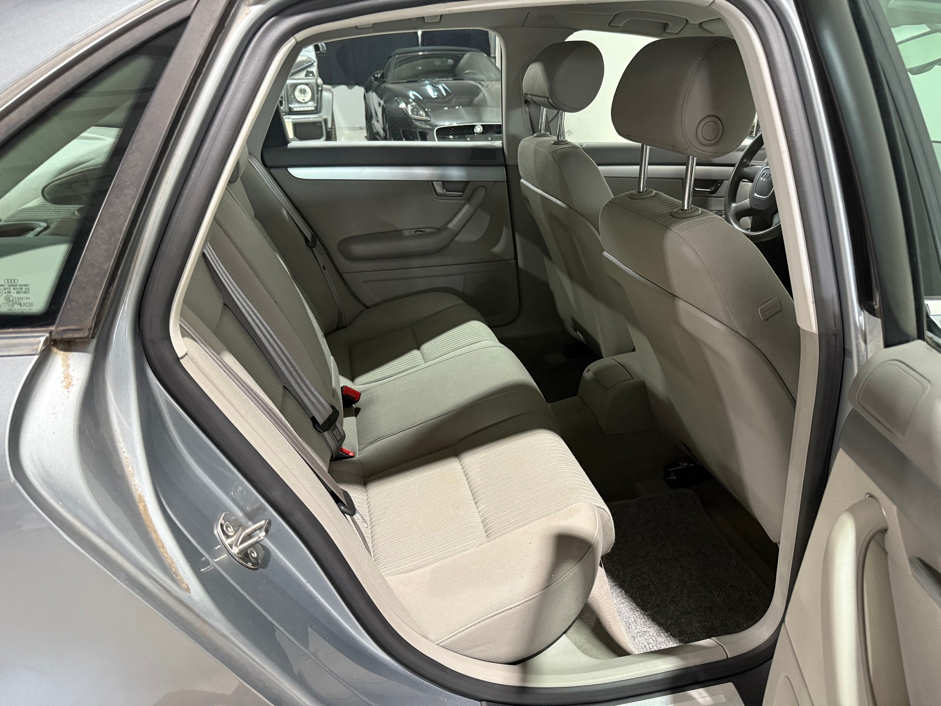 AUDI A4 Limousine 1.8 T-image-14