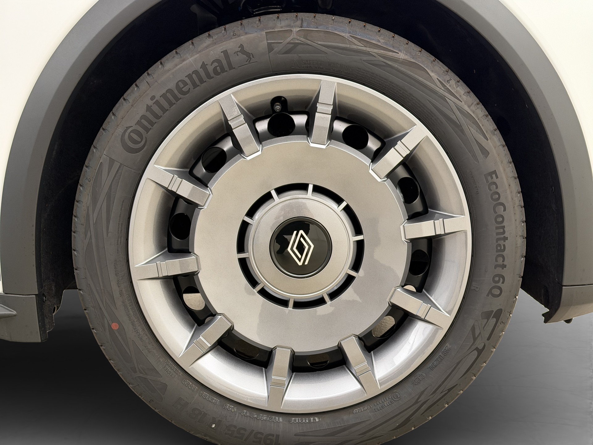 RENAULT R5 E-Tech Comfort Range evolution-image-5