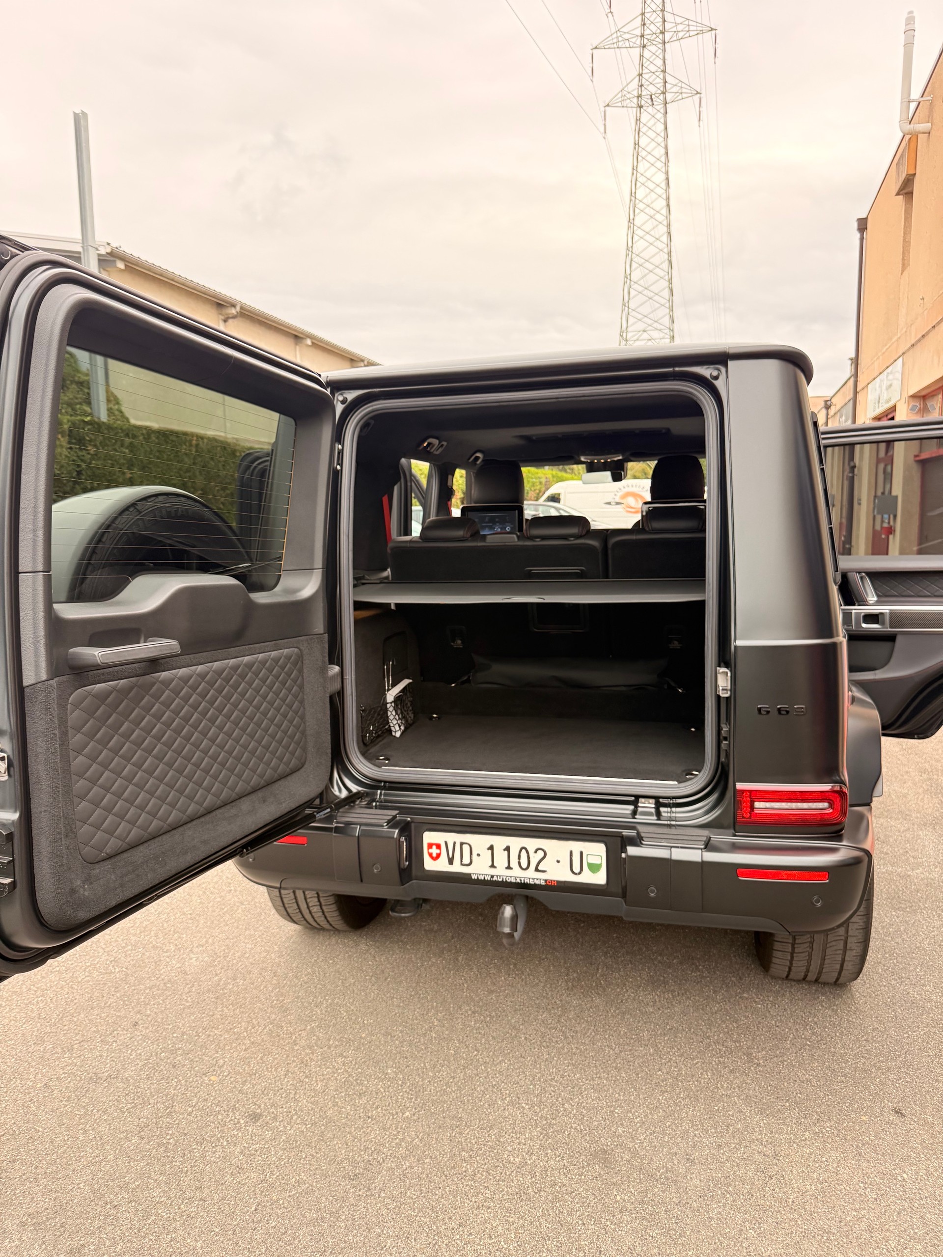 MERCEDES-BENZ G 63 AMG 4x4 2-image-2