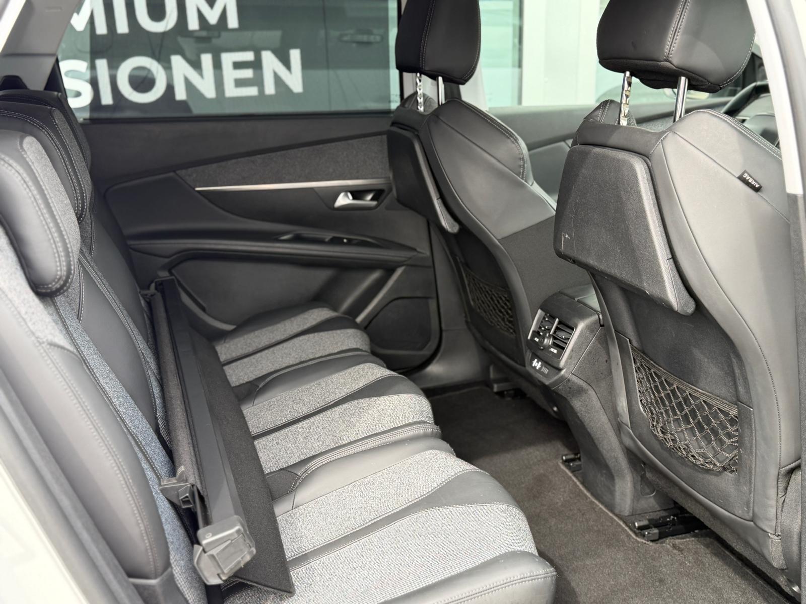 PEUGEOT 5008 1.6 BlueHDi 5008 1.6 BlueHDi Business EAT-image-13
