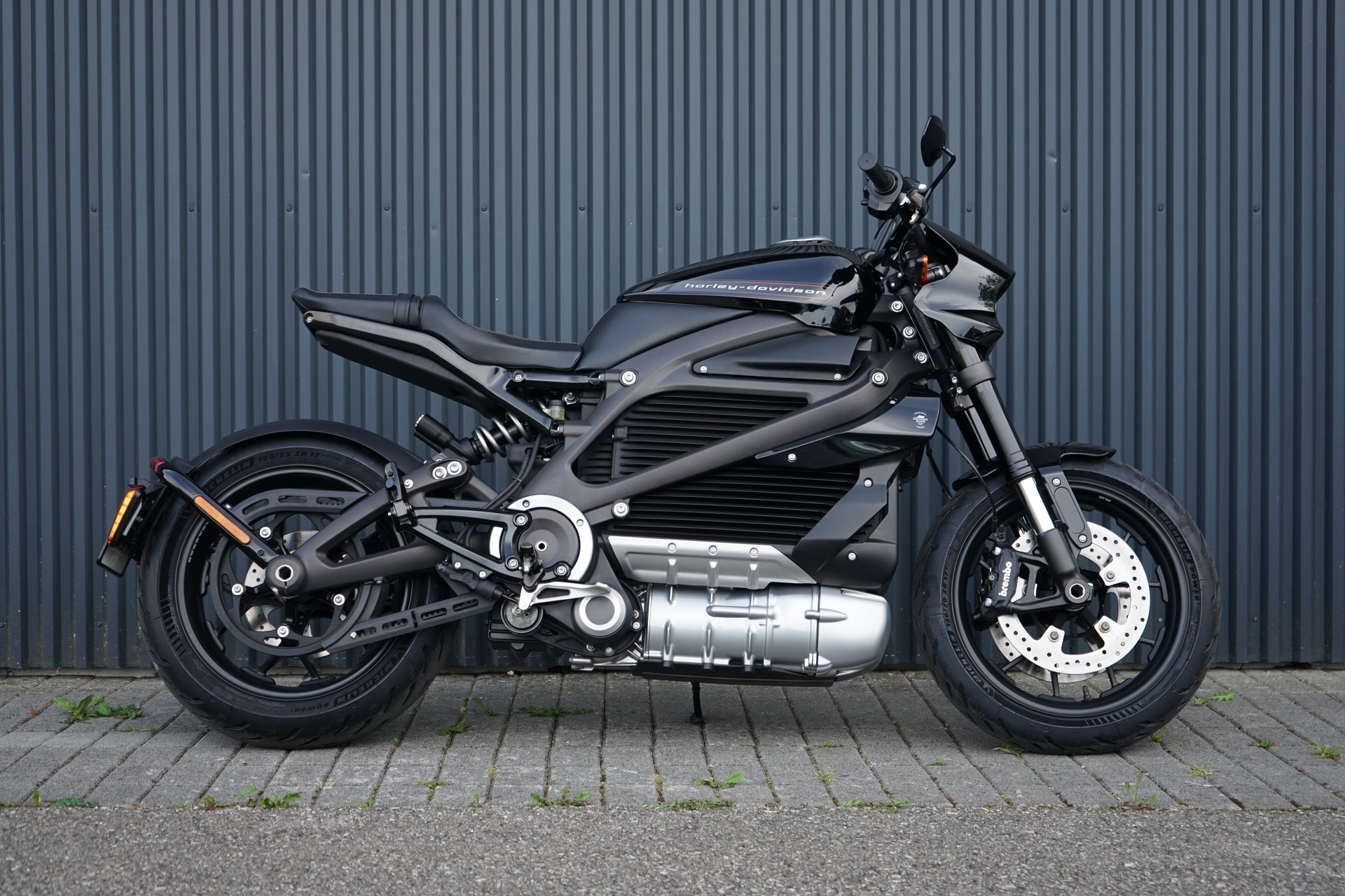 HARLEY-DAVIDSON Live Wire