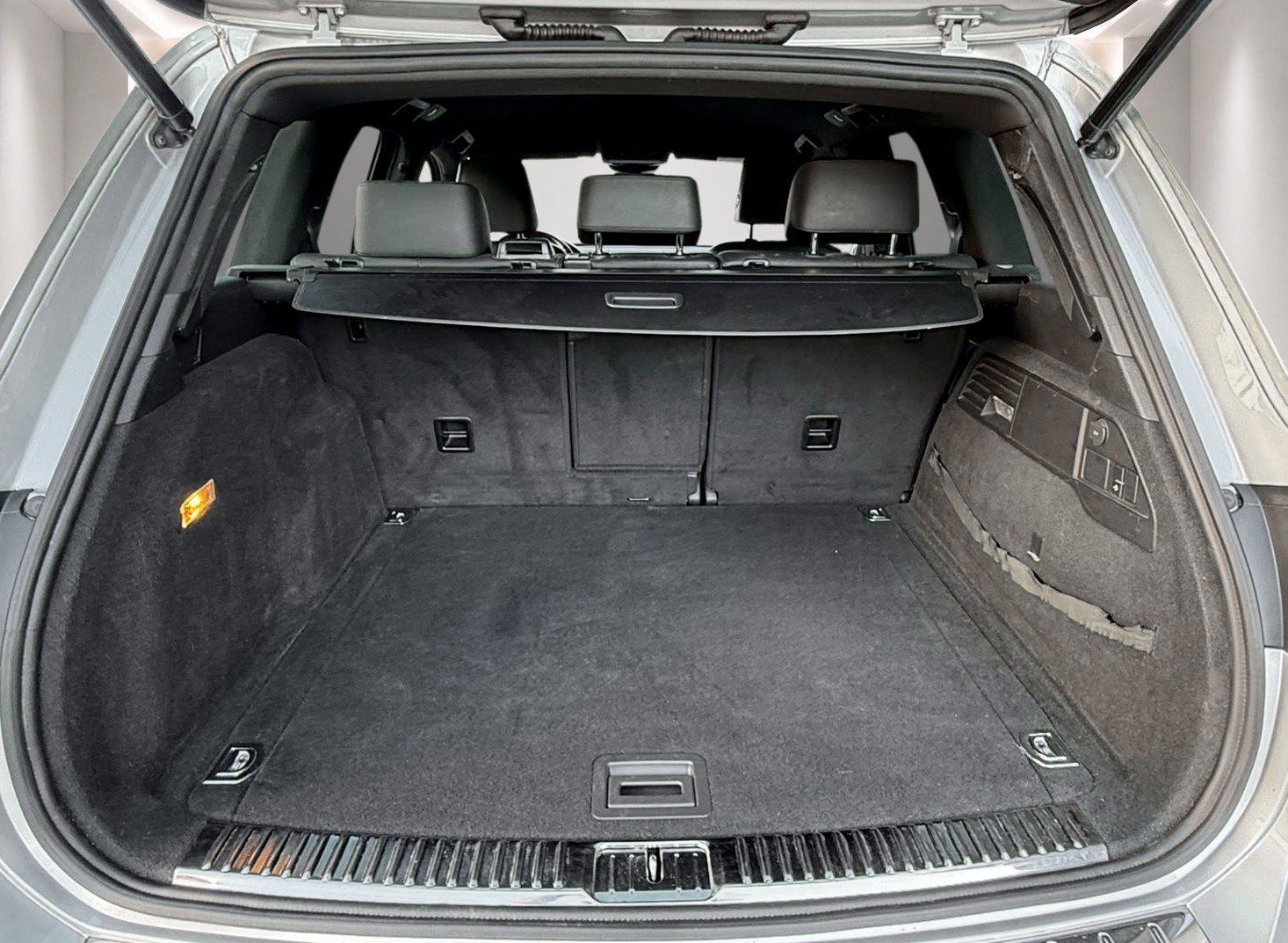 VW Touareg 3.0 TDI BlueMotion Tiptronic / AHK! inkl. Garantie, Service & MFK-image-18