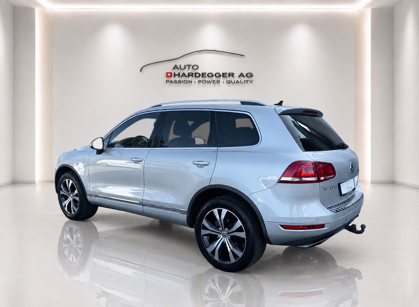VW Touareg 3.0 TDI BlueMotion Tiptronic / AHK! inkl. Garantie, Service & MFK-image-1
