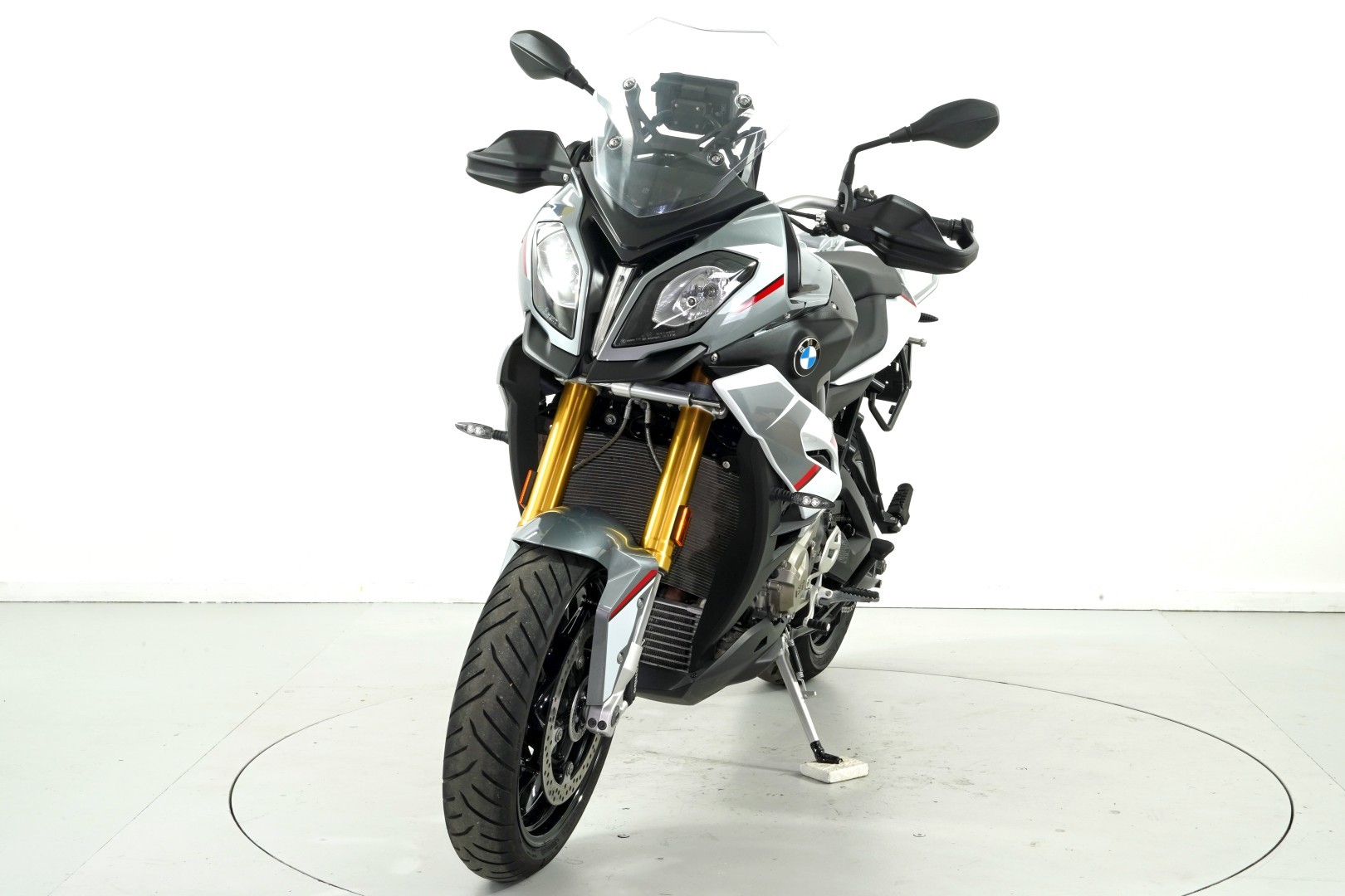 BMW S 1000 XR ABS-showroom-element-2