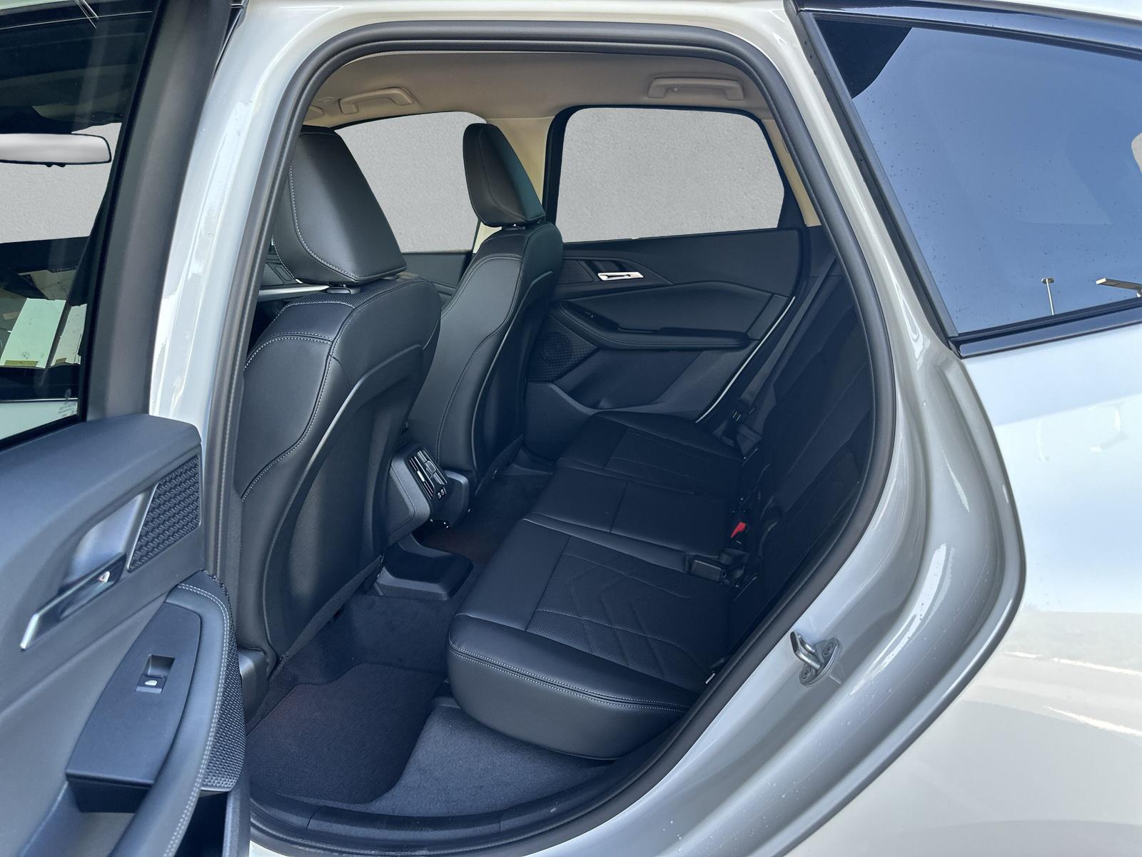 BMW 220i Active Tourer U06 (CH) AHK 1.3T 📍-image-11