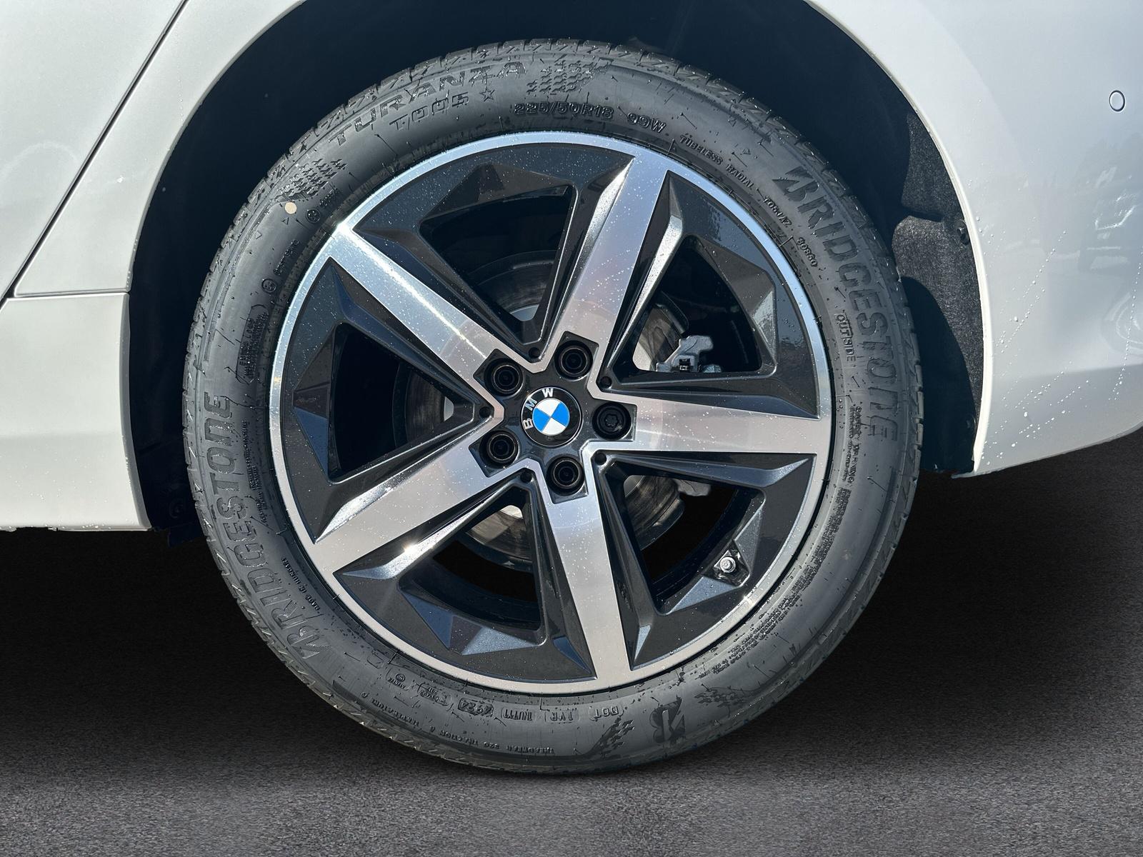 BMW 220i Active Tourer U06 (CH) AHK 1.3T 📍-image-8
