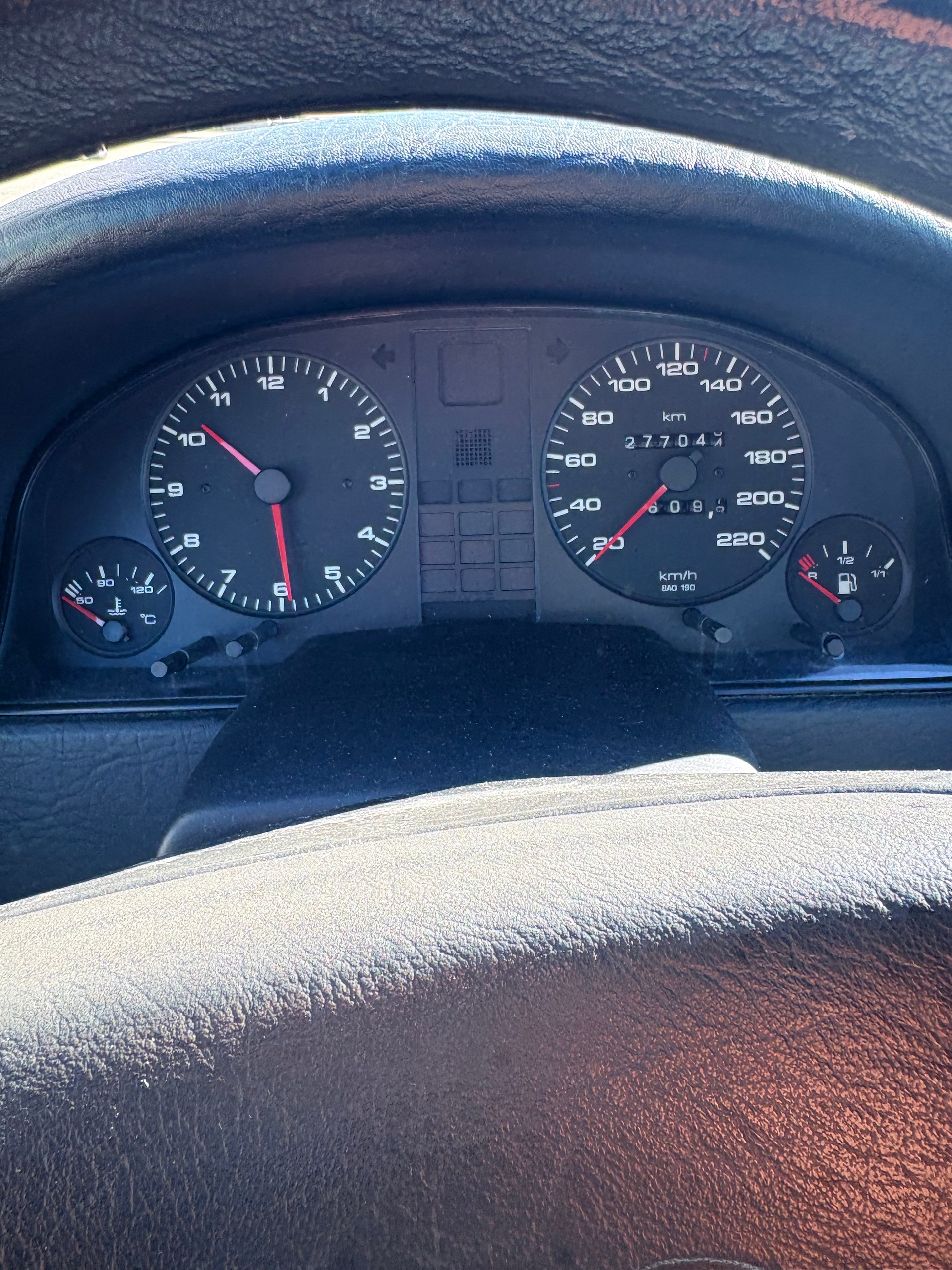 AUDI 80 Avant 2.0 E-image-6
