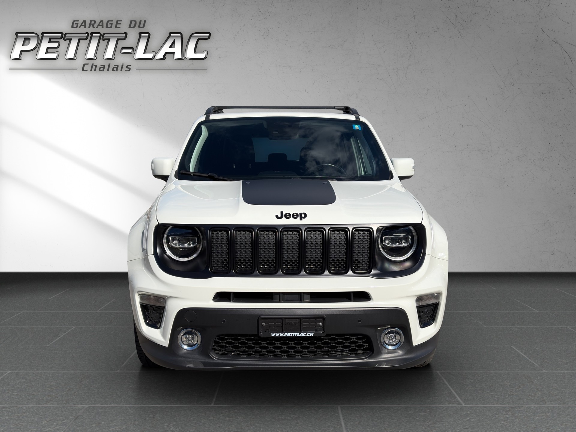 JEEP Renegade 1.3 Turbo Quicksilver AWD-image-1