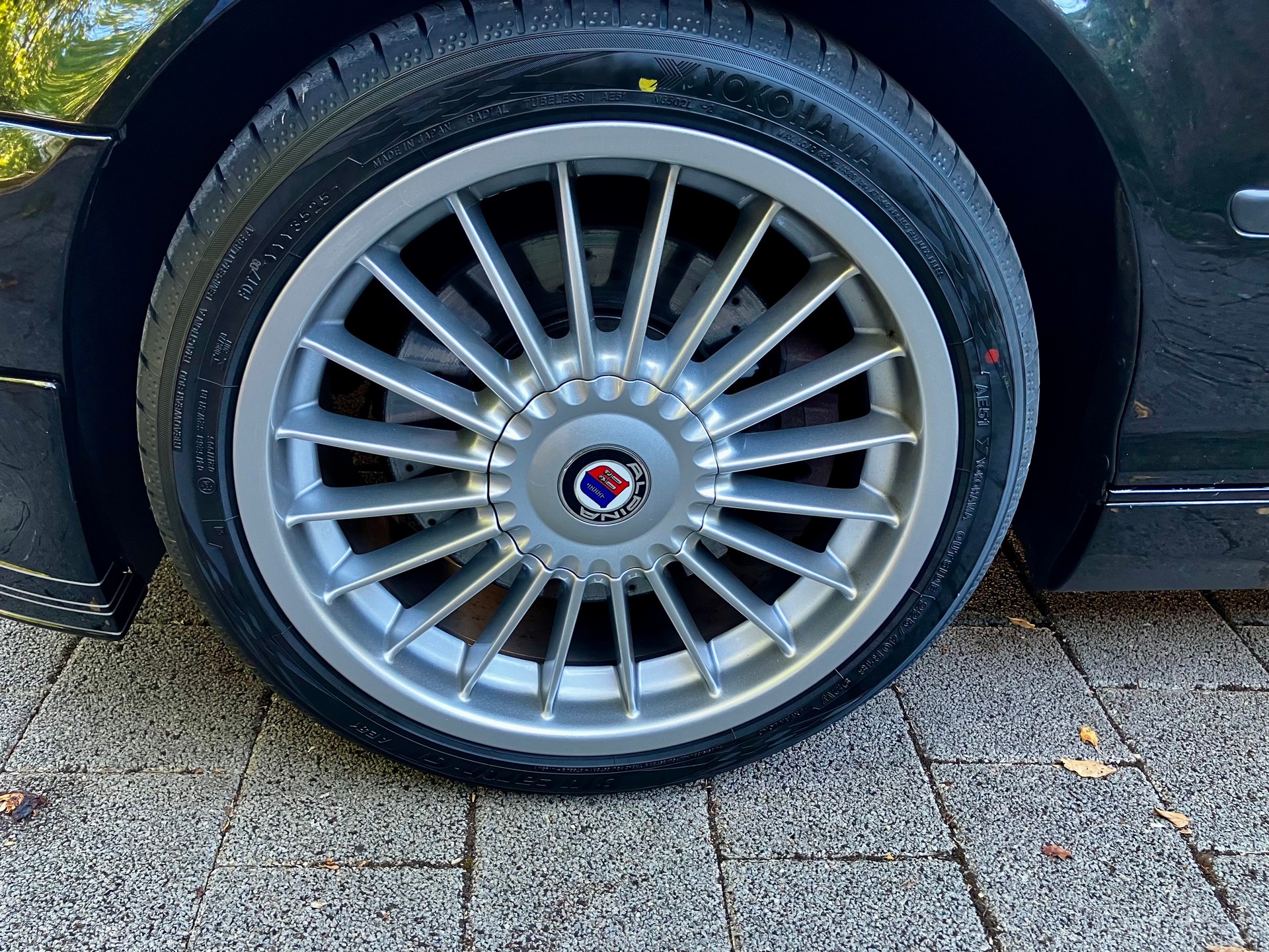 BMW-ALPINA B3 3.3 Allrad Touring-image-5