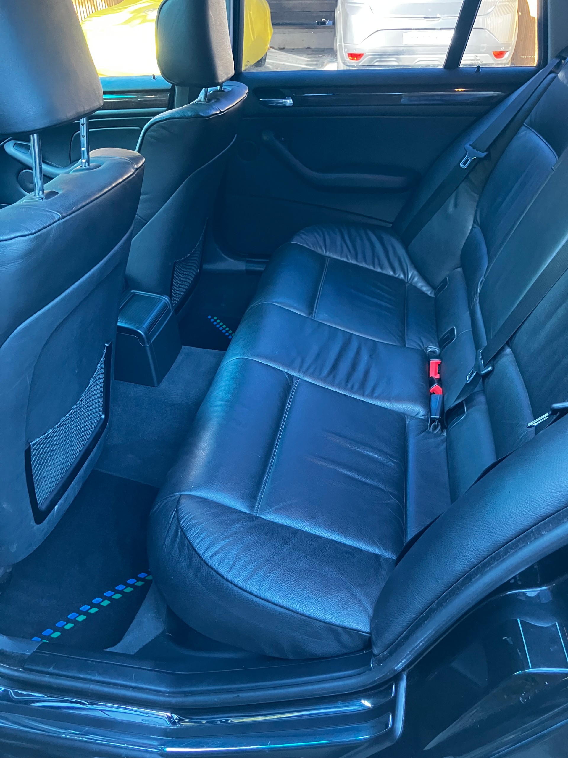 BMW-ALPINA B3 3.3 Allrad Touring-image-11
