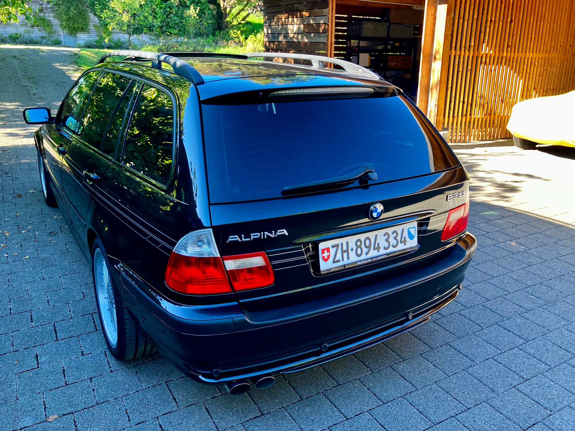 BMW-ALPINA B3 3.3 Allrad Touring-image-2