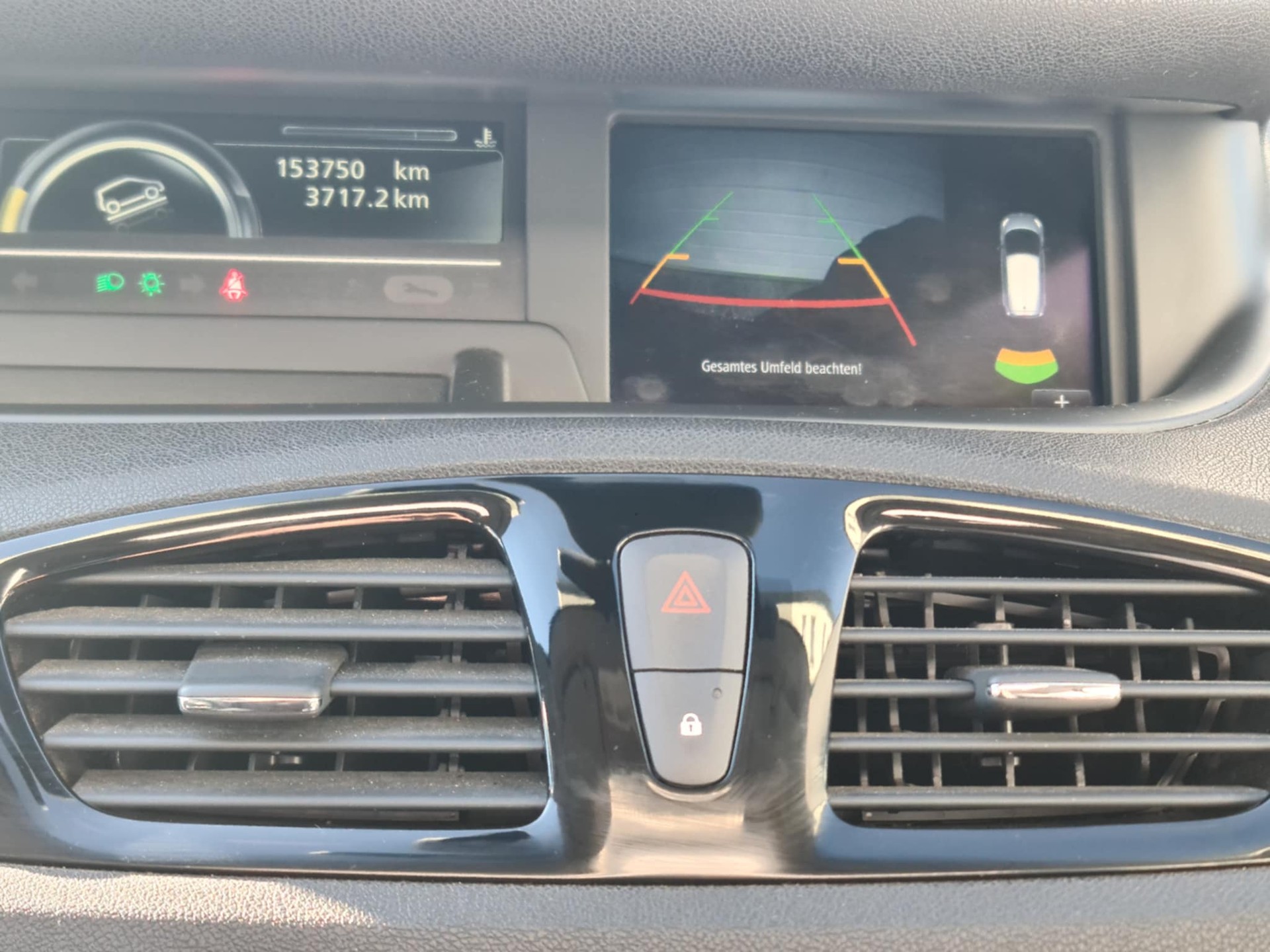 RENAULT Grand Scénic 1.5 dCi Energy EDC-image-10