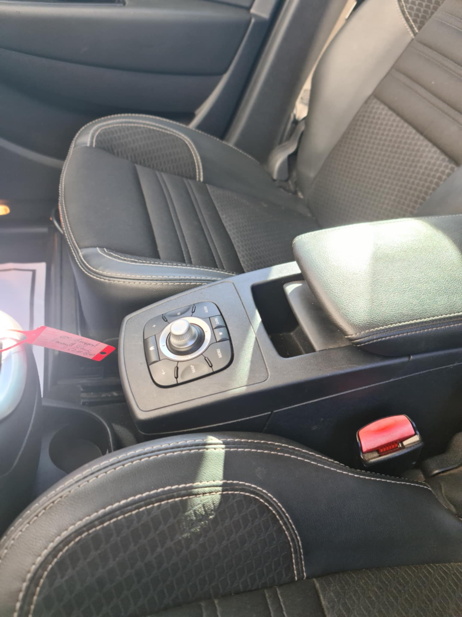 RENAULT Grand Scénic 1.5 dCi Energy EDC-image-12