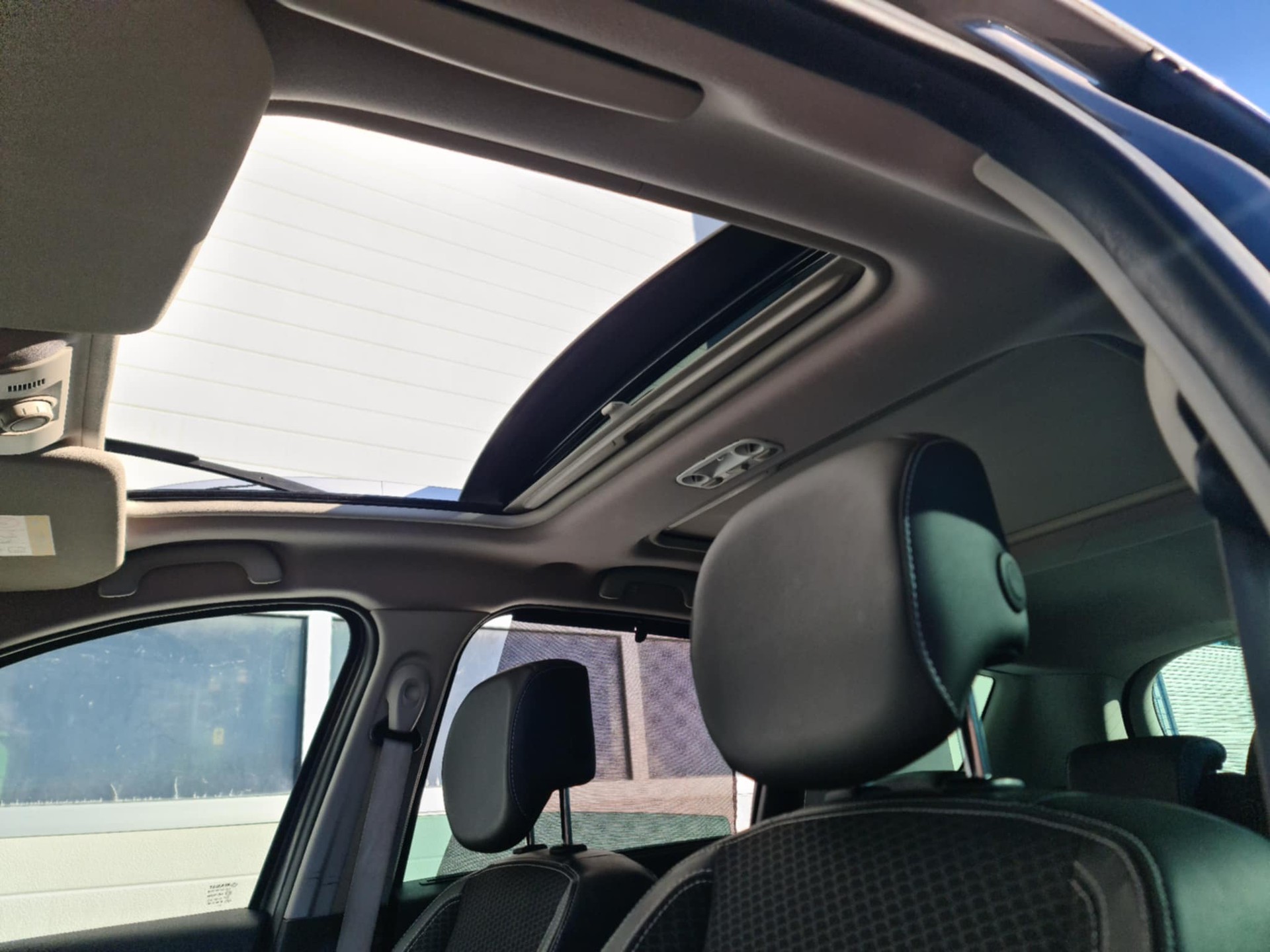 RENAULT Grand Scénic 1.5 dCi Energy EDC-image-13