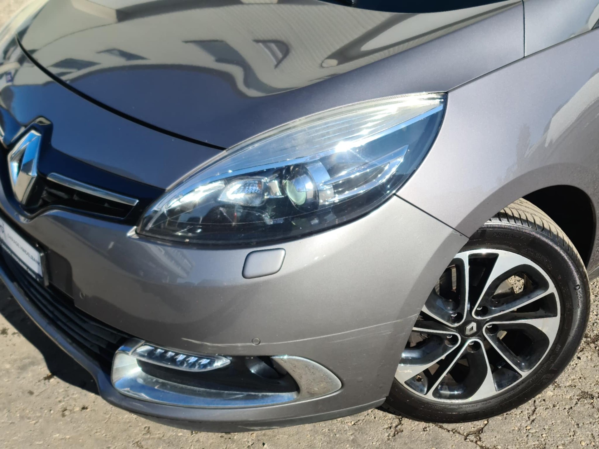 RENAULT Grand Scénic 1.5 dCi Energy EDC-image-1