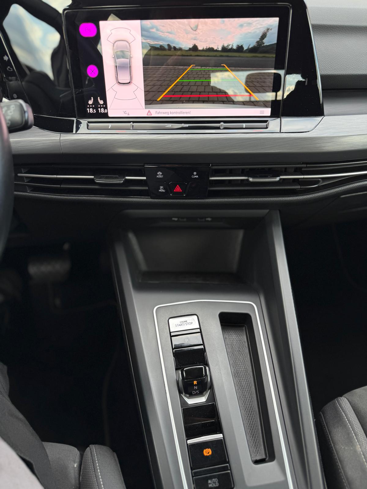 VW Golf 2.0 TDI Style DSG-image-15